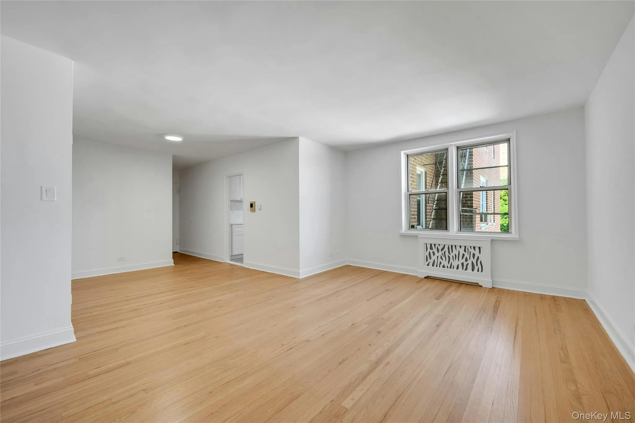 5650 Netherland Avenue, New York, NY, 1 Bedroom Bedrooms, 3 Rooms Rooms,1 BathroomBathrooms,Residential,For Rent,Netherland,0,1044363 5650 Netherland Avenue, New York, NY, 1 Bedroom Bedrooms, 3 Rooms Rooms,1 BathroomBathrooms,Residential,For Rent,Netherland,0,1044363