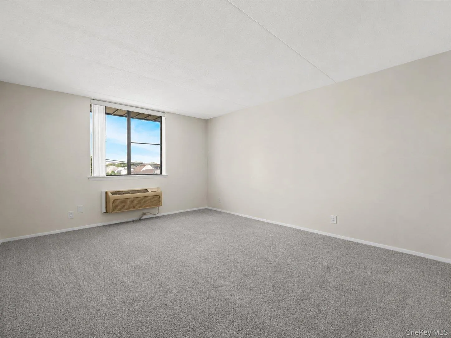 31 Casino Street, Hempstead, NY, 2 Bedrooms Bedrooms, 4 Rooms Rooms,2 BathroomsBathrooms,Residential,For Rent,Casino,0,1044364 31 Casino Street, Hempstead, NY, 2 Bedrooms Bedrooms, 4 Rooms Rooms,2 BathroomsBathrooms,Residential,For Rent,Casino,0,1044364