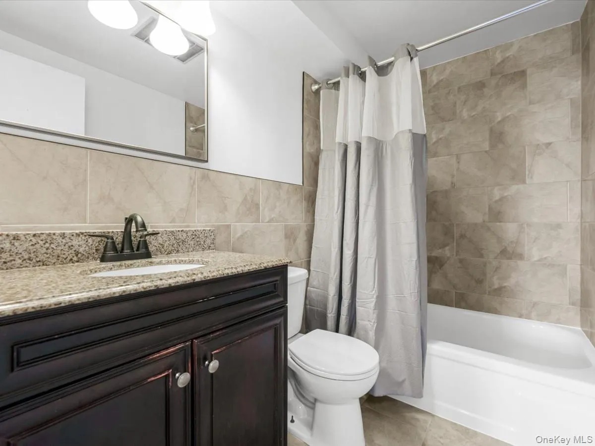 31 Casino Street, Hempstead, NY, 2 Bedrooms Bedrooms, 4 Rooms Rooms,2 BathroomsBathrooms,Residential,For Rent,Casino,0,1044364 31 Casino Street, Hempstead, NY, 2 Bedrooms Bedrooms, 4 Rooms Rooms,2 BathroomsBathrooms,Residential,For Rent,Casino,0,1044364