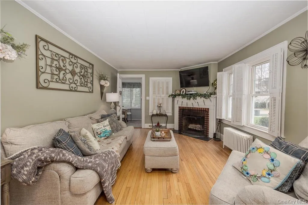 18 Yale Place, Hempstead, NY, 3 Bedrooms Bedrooms, 7 Rooms Rooms,2 BathroomsBathrooms,Residential,For Rent,Yale,0,1044369 18 Yale Place, Hempstead, NY, 3 Bedrooms Bedrooms, 7 Rooms Rooms,2 BathroomsBathrooms,Residential,For Rent,Yale,0,1044369