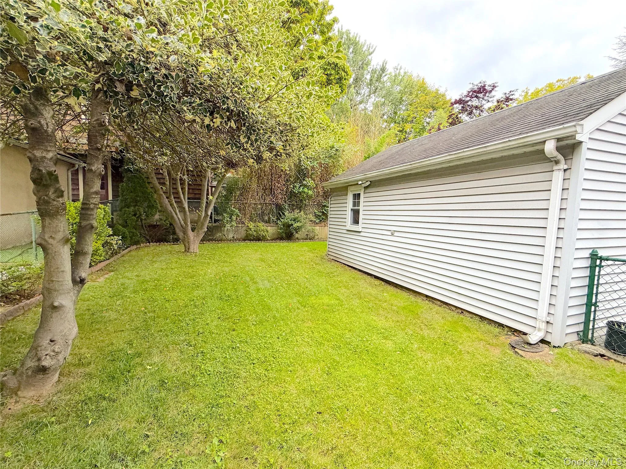 257-14 Pembroke Avenue, North Hempstead, NY, 4 Bedrooms Bedrooms, 10 Rooms Rooms,1 BathroomBathrooms,Residential,For Rent,Pembroke,0,1044372 257-14 Pembroke Avenue, North Hempstead, NY, 4 Bedrooms Bedrooms, 10 Rooms Rooms,1 BathroomBathrooms,Residential,For Rent,Pembroke,0,1044372