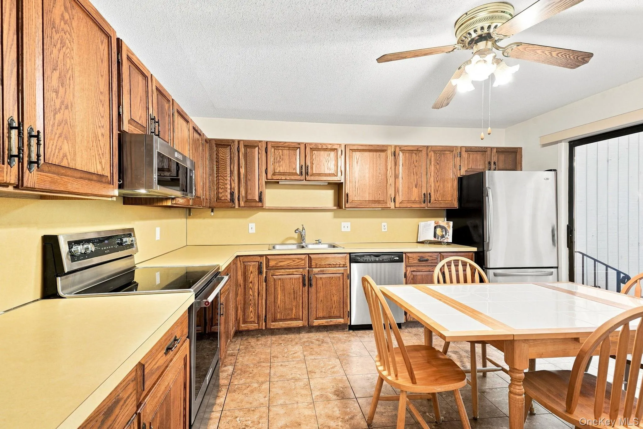 351 Heritage Hills, Somers, NY, 2 Bedrooms Bedrooms, 5 Rooms Rooms,2 BathroomsBathrooms,Residential,For Rent,Heritage,0,1044373 351 Heritage Hills, Somers, NY, 2 Bedrooms Bedrooms, 5 Rooms Rooms,2 BathroomsBathrooms,Residential,For Rent,Heritage,0,1044373