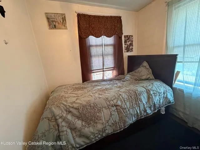 94 Oneil Street, Kingston, NY, 3 Bedrooms Bedrooms, 8 Rooms Rooms,2 BathroomsBathrooms,Residential,For Rent,Oneil,0,1044381 94 Oneil Street, Kingston, NY, 3 Bedrooms Bedrooms, 8 Rooms Rooms,2 BathroomsBathrooms,Residential,For Rent,Oneil,0,1044381