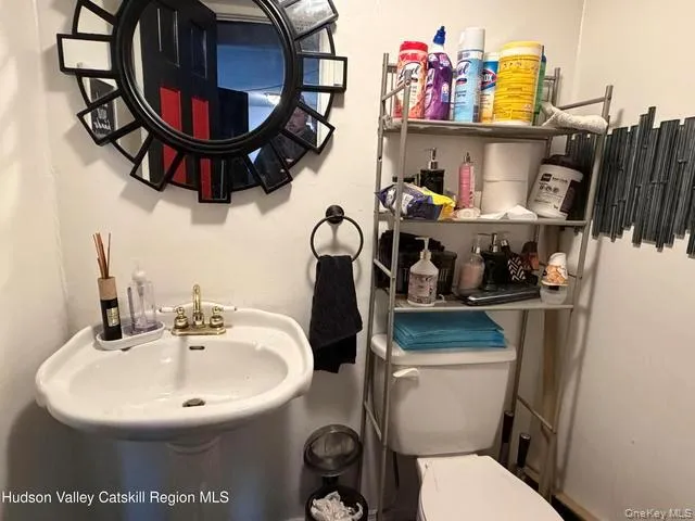 94 Oneil Street, Kingston, NY, 3 Bedrooms Bedrooms, 8 Rooms Rooms,2 BathroomsBathrooms,Residential,For Rent,Oneil,0,1044381 94 Oneil Street, Kingston, NY, 3 Bedrooms Bedrooms, 8 Rooms Rooms,2 BathroomsBathrooms,Residential,For Rent,Oneil,0,1044381