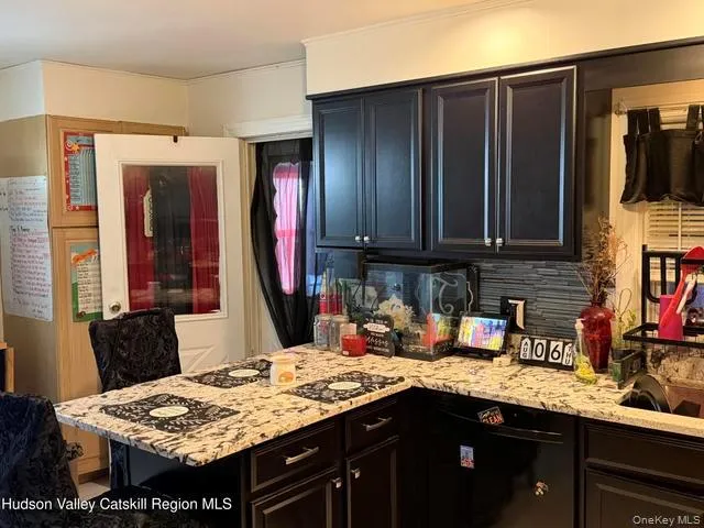 94 Oneil Street, Kingston, NY, 3 Bedrooms Bedrooms, 8 Rooms Rooms,2 BathroomsBathrooms,Residential,For Rent,Oneil,0,1044381 94 Oneil Street, Kingston, NY, 3 Bedrooms Bedrooms, 8 Rooms Rooms,2 BathroomsBathrooms,Residential,For Rent,Oneil,0,1044381