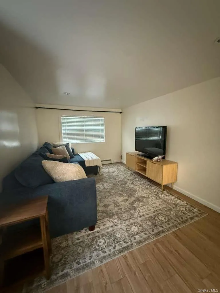 3394 B Drive, Hempstead, NY, 1 Bedroom Bedrooms, 3 Rooms Rooms,1 BathroomBathrooms,Residential Lease,For Rent,B,0,1044385 3394 B Drive, Hempstead, NY, 1 Bedroom Bedrooms, 3 Rooms Rooms,1 BathroomBathrooms,Residential Lease,For Rent,B,0,1044385