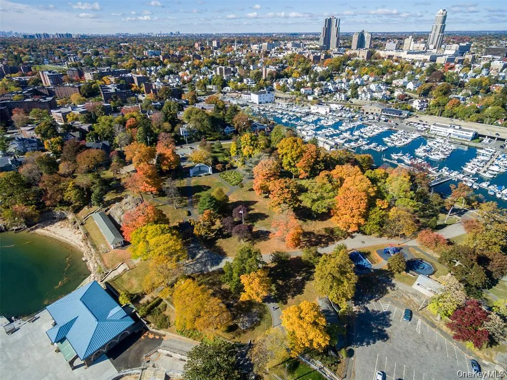 673 Pelham Road, New Rochelle, NY, 1 Bedroom Bedrooms, 3 Rooms Rooms,1 BathroomBathrooms,Residential,For Rent,Pelham,0,1044386 673 Pelham Road, New Rochelle, NY, 1 Bedroom Bedrooms, 3 Rooms Rooms,1 BathroomBathrooms,Residential,For Rent,Pelham,0,1044386