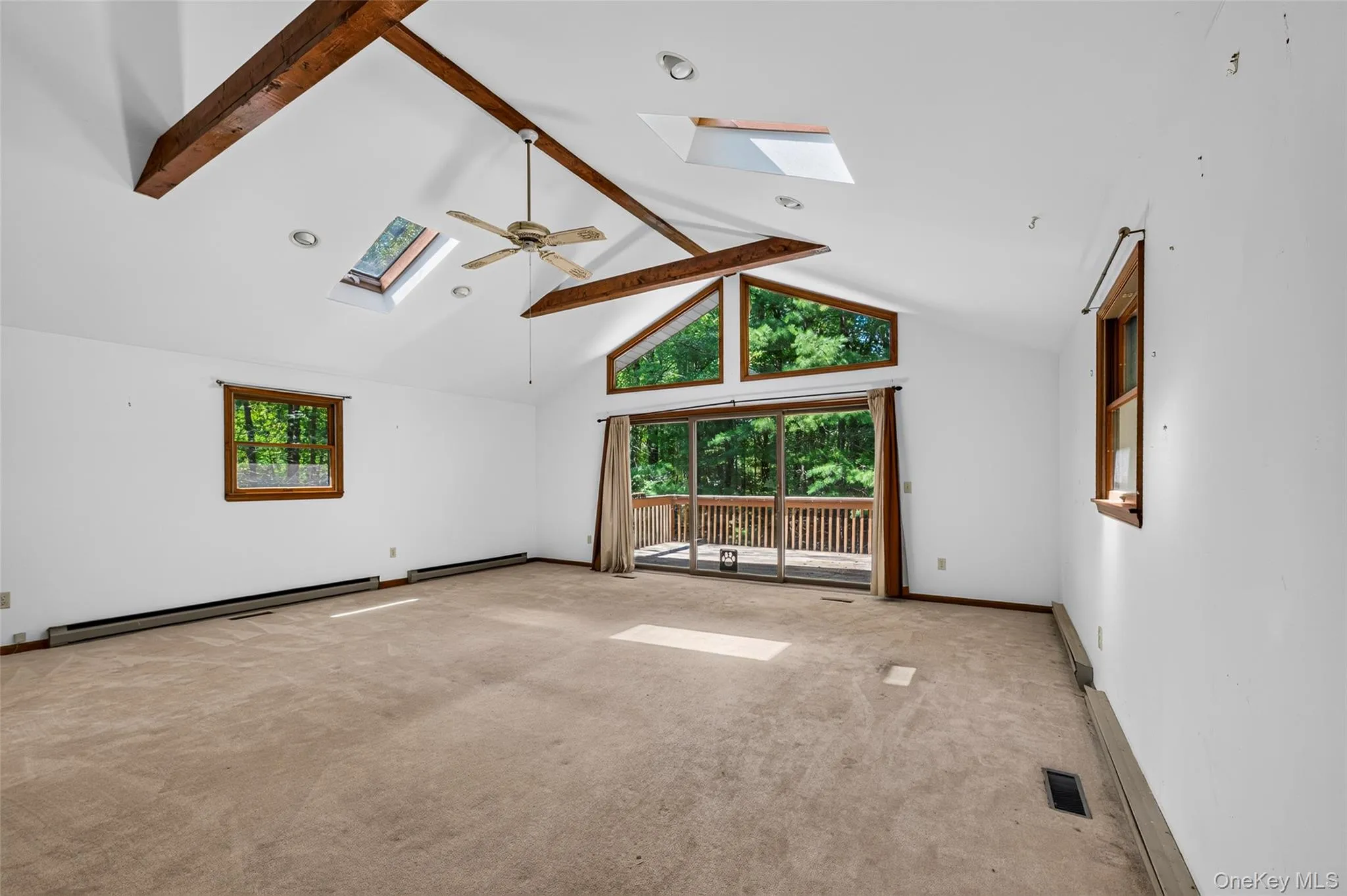 Guest house open living too Guest house open living too