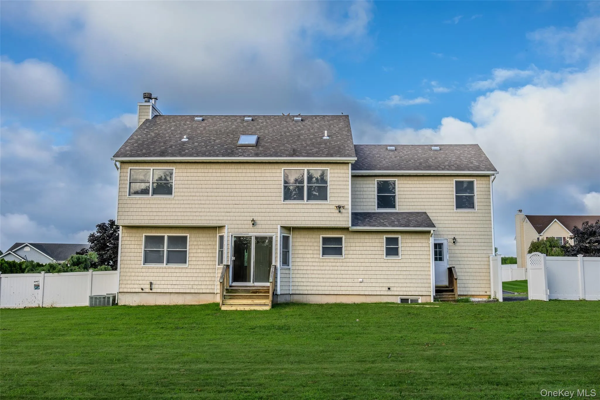 63 Nicholas Way, Riverhead, NY, 4 Bedrooms Bedrooms, 8 Rooms Rooms,2 BathroomsBathrooms,Residential,For Rent,Nicholas,0,1044389 63 Nicholas Way, Riverhead, NY, 4 Bedrooms Bedrooms, 8 Rooms Rooms,2 BathroomsBathrooms,Residential,For Rent,Nicholas,0,1044389