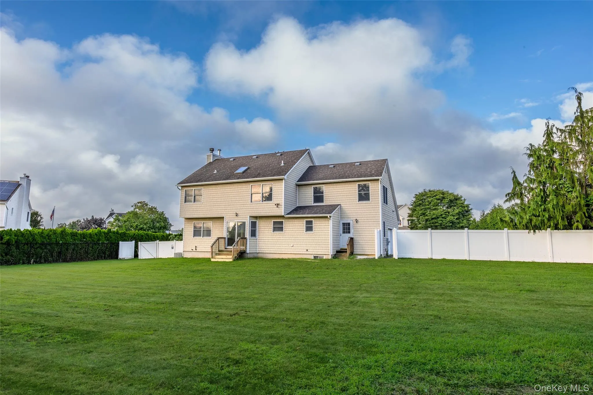 63 Nicholas Way, Riverhead, NY, 4 Bedrooms Bedrooms, 8 Rooms Rooms,2 BathroomsBathrooms,Residential,For Rent,Nicholas,0,1044389 63 Nicholas Way, Riverhead, NY, 4 Bedrooms Bedrooms, 8 Rooms Rooms,2 BathroomsBathrooms,Residential,For Rent,Nicholas,0,1044389
