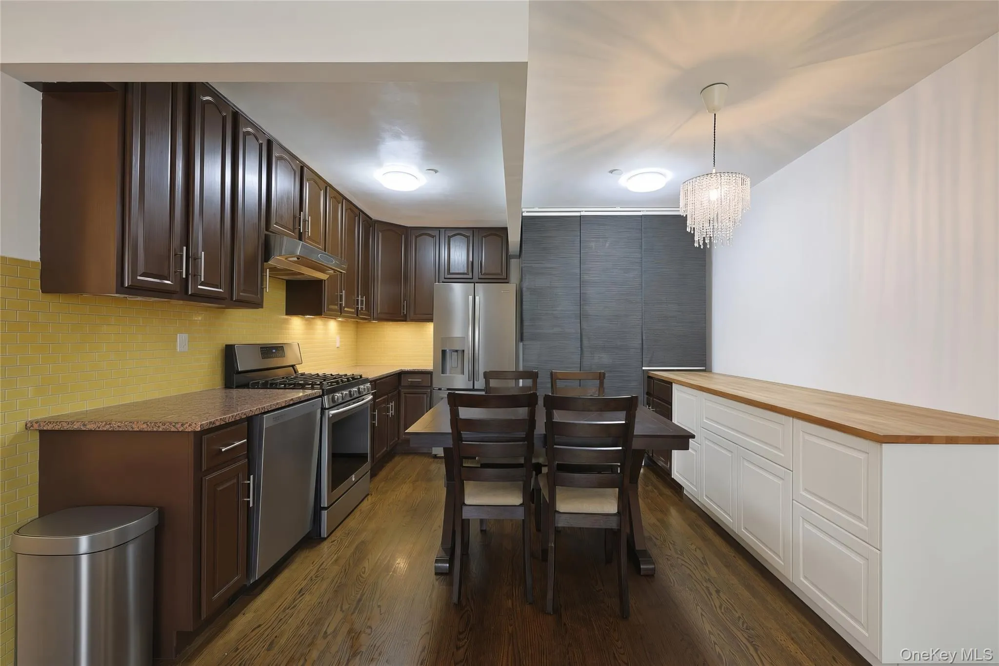 41-35 67th Street, New York, NY, 2 Bedrooms Bedrooms, 4 Rooms Rooms,2 BathroomsBathrooms,Residential,For Rent,67th,0,1044391 41-35 67th Street, New York, NY, 2 Bedrooms Bedrooms, 4 Rooms Rooms,2 BathroomsBathrooms,Residential,For Rent,67th,0,1044391