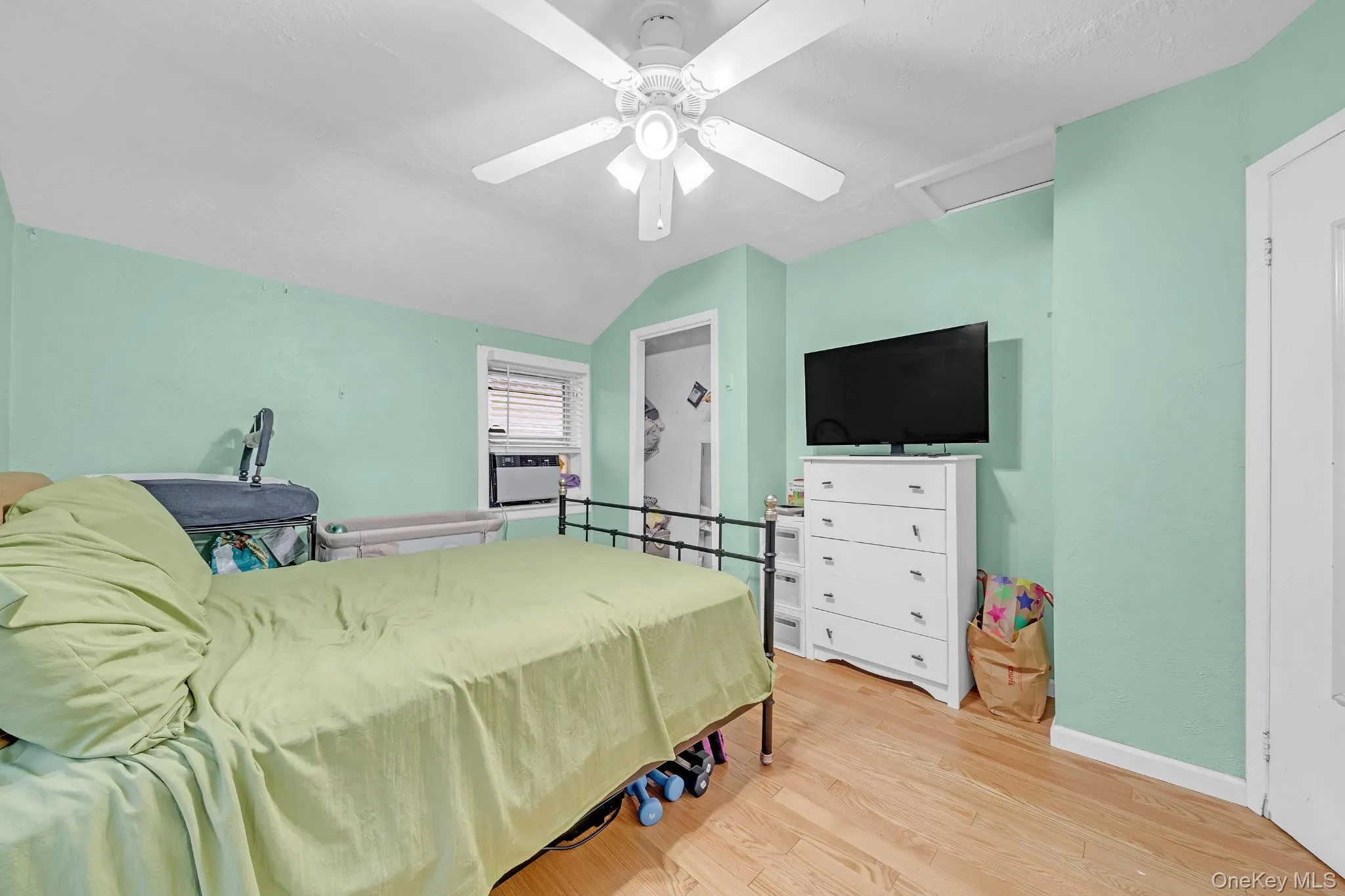 1442 Woolworth Street, Hempstead, NY, 2 Bedrooms Bedrooms, 5 Rooms Rooms,2 BathroomsBathrooms,Residential,For Rent,Woolworth,0,1044392 1442 Woolworth Street, Hempstead, NY, 2 Bedrooms Bedrooms, 5 Rooms Rooms,2 BathroomsBathrooms,Residential,For Rent,Woolworth,0,1044392