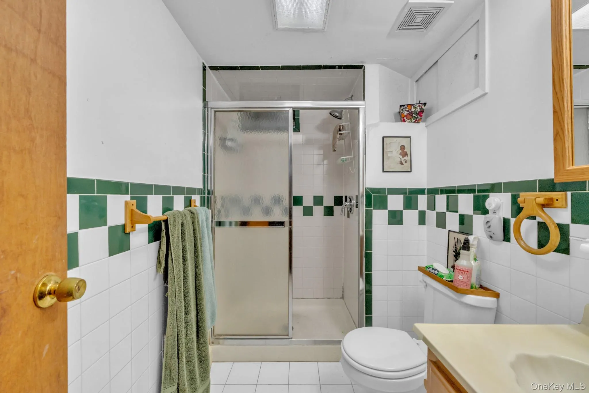1442 Woolworth Street, Hempstead, NY, 2 Bedrooms Bedrooms, 5 Rooms Rooms,2 BathroomsBathrooms,Residential,For Rent,Woolworth,0,1044392 1442 Woolworth Street, Hempstead, NY, 2 Bedrooms Bedrooms, 5 Rooms Rooms,2 BathroomsBathrooms,Residential,For Rent,Woolworth,0,1044392