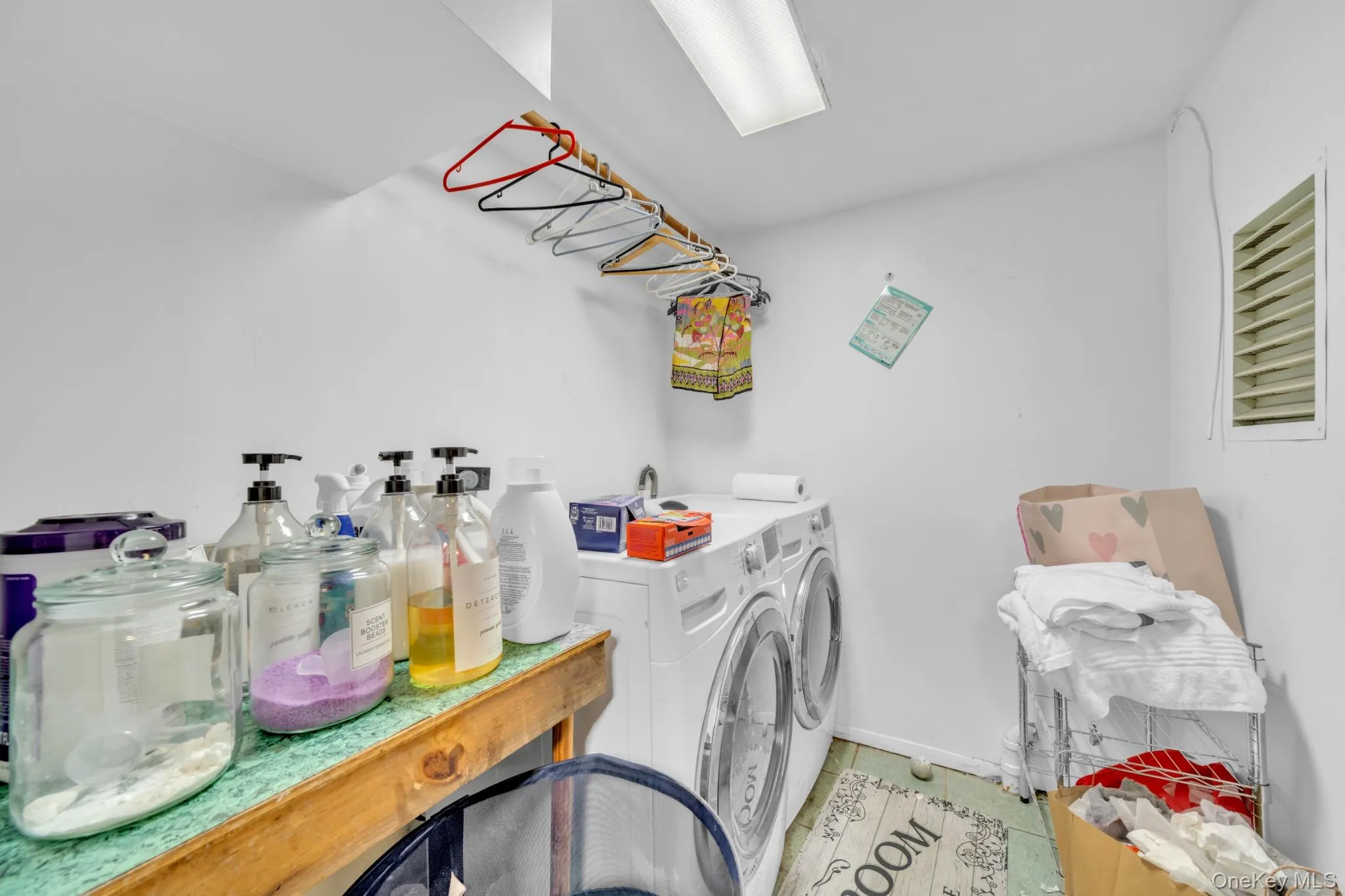 1442 Woolworth Street, Hempstead, NY, 2 Bedrooms Bedrooms, 5 Rooms Rooms,2 BathroomsBathrooms,Residential,For Rent,Woolworth,0,1044392 1442 Woolworth Street, Hempstead, NY, 2 Bedrooms Bedrooms, 5 Rooms Rooms,2 BathroomsBathrooms,Residential,For Rent,Woolworth,0,1044392