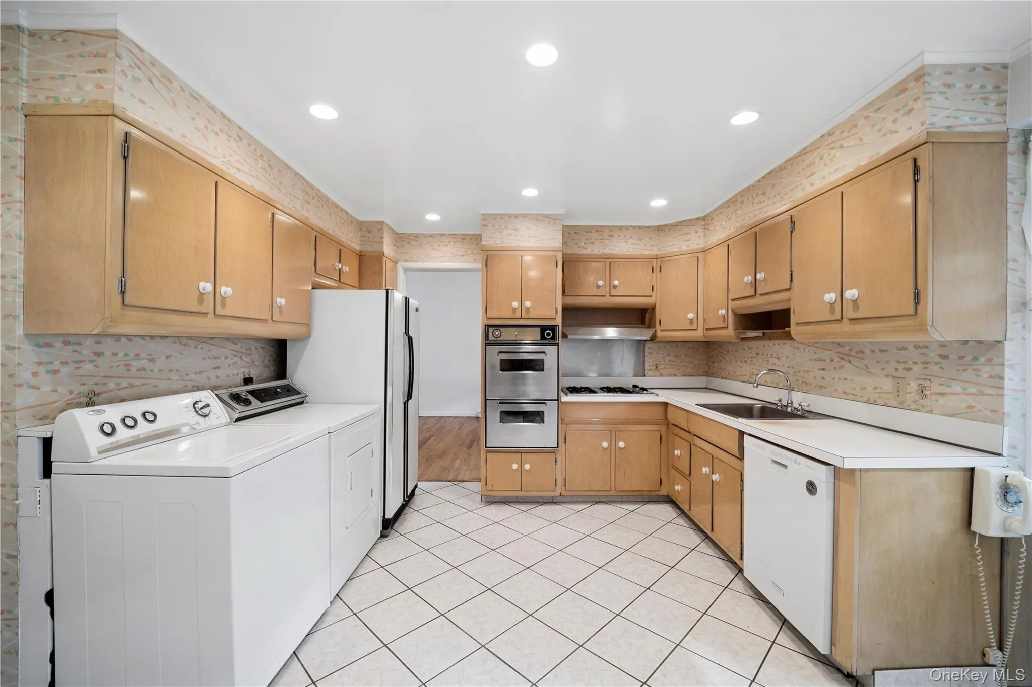 Eat In Kitchen Eat In Kitchen
