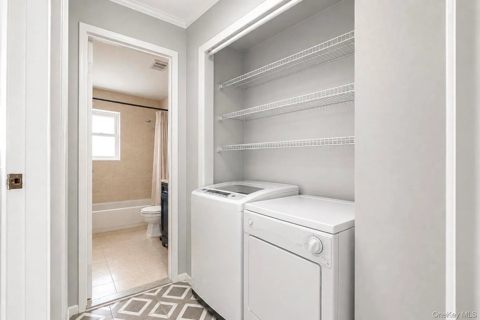 194 Artist Lake Drive, Brookhaven, NY, 1 Bedroom Bedrooms, 4 Rooms Rooms,1 BathroomBathrooms,Residential,For Rent,Artist Lake,0,1044397 194 Artist Lake Drive, Brookhaven, NY, 1 Bedroom Bedrooms, 4 Rooms Rooms,1 BathroomBathrooms,Residential,For Rent,Artist Lake,0,1044397