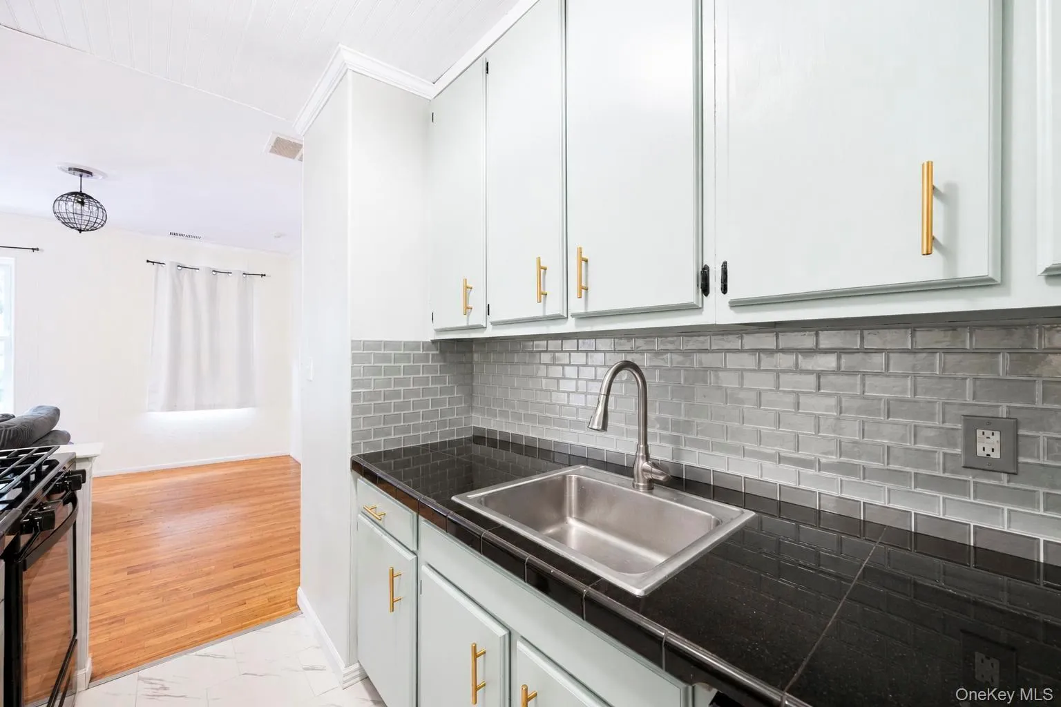 194 Artist Lake Drive, Brookhaven, NY, 1 Bedroom Bedrooms, 4 Rooms Rooms,1 BathroomBathrooms,Residential,For Rent,Artist Lake,0,1044397 194 Artist Lake Drive, Brookhaven, NY, 1 Bedroom Bedrooms, 4 Rooms Rooms,1 BathroomBathrooms,Residential,For Rent,Artist Lake,0,1044397