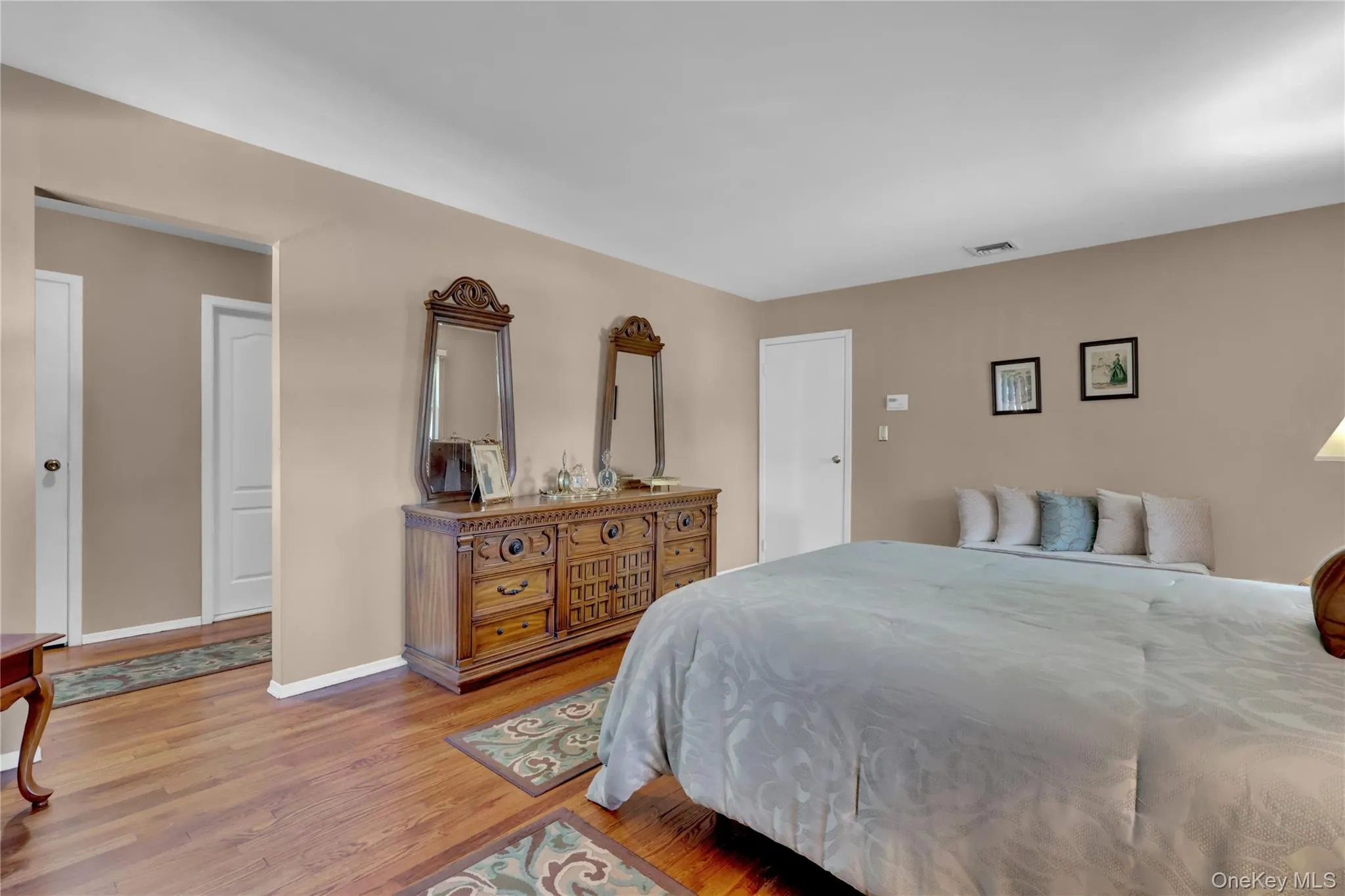 14 Milhouse Lane, Brookhaven, NY, 5 Bedrooms Bedrooms, 10 Rooms Rooms,2 BathroomsBathrooms,Residential,For Rent,Milhouse,0,1044402 14 Milhouse Lane, Brookhaven, NY, 5 Bedrooms Bedrooms, 10 Rooms Rooms,2 BathroomsBathrooms,Residential,For Rent,Milhouse,0,1044402