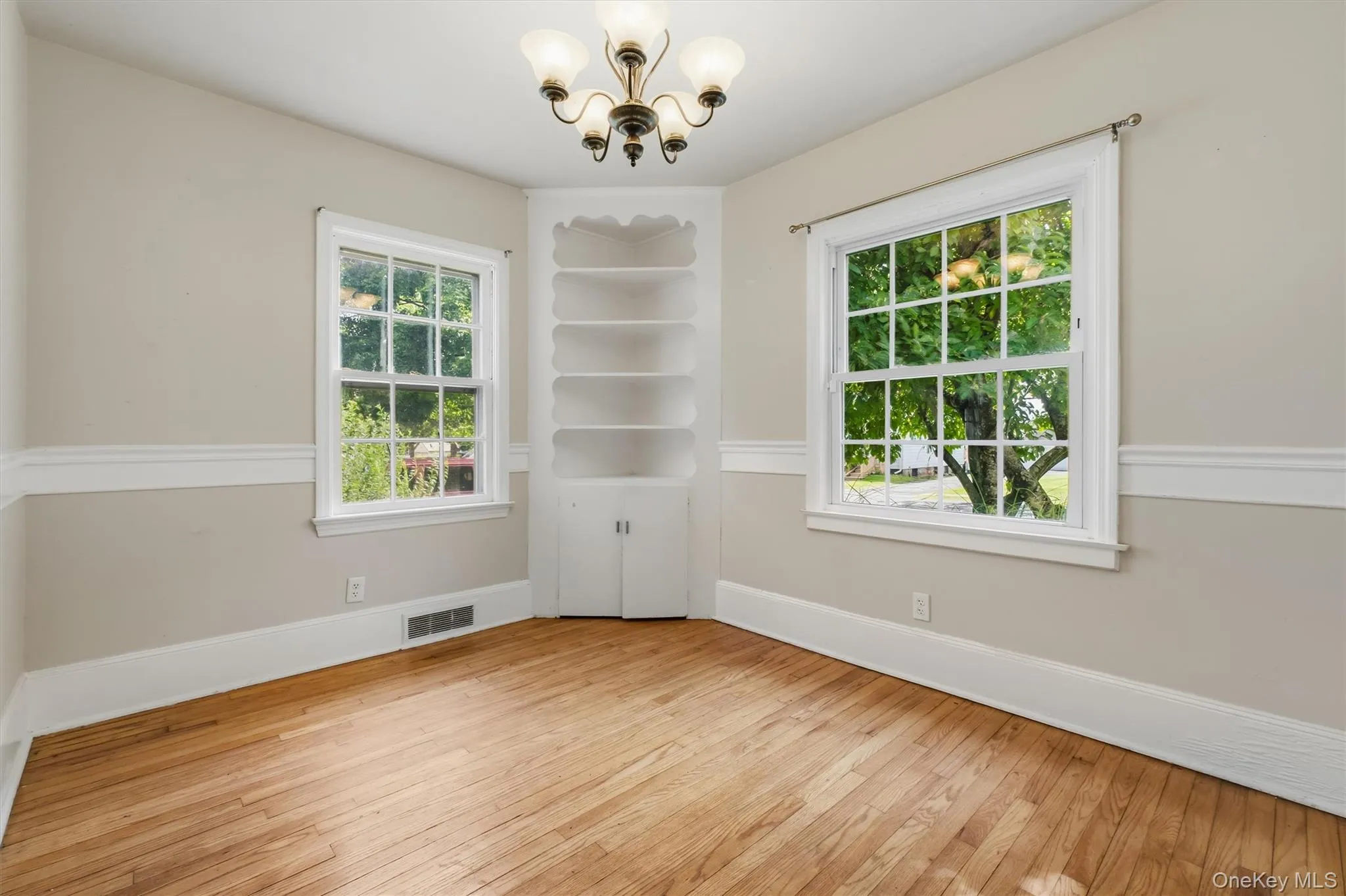 107 Cedar Street, Poughkeepsie, NY, 3 Bedrooms Bedrooms, 7 Rooms Rooms,1 BathroomBathrooms,Residential,For Rent,Cedar,0,1044405 107 Cedar Street, Poughkeepsie, NY, 3 Bedrooms Bedrooms, 7 Rooms Rooms,1 BathroomBathrooms,Residential,For Rent,Cedar,0,1044405
