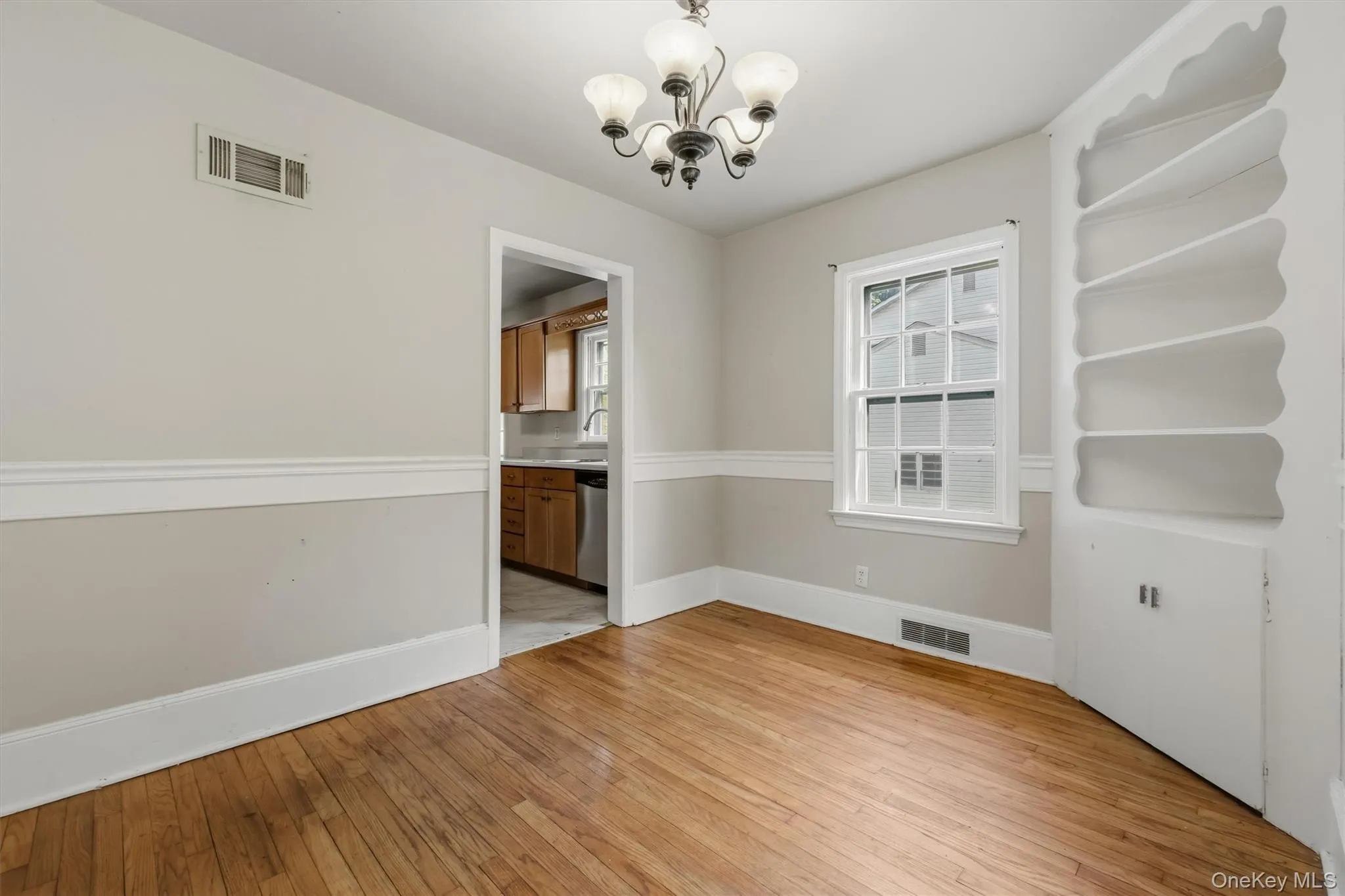107 Cedar Street, Poughkeepsie, NY, 3 Bedrooms Bedrooms, 7 Rooms Rooms,1 BathroomBathrooms,Residential,For Rent,Cedar,0,1044405 107 Cedar Street, Poughkeepsie, NY, 3 Bedrooms Bedrooms, 7 Rooms Rooms,1 BathroomBathrooms,Residential,For Rent,Cedar,0,1044405