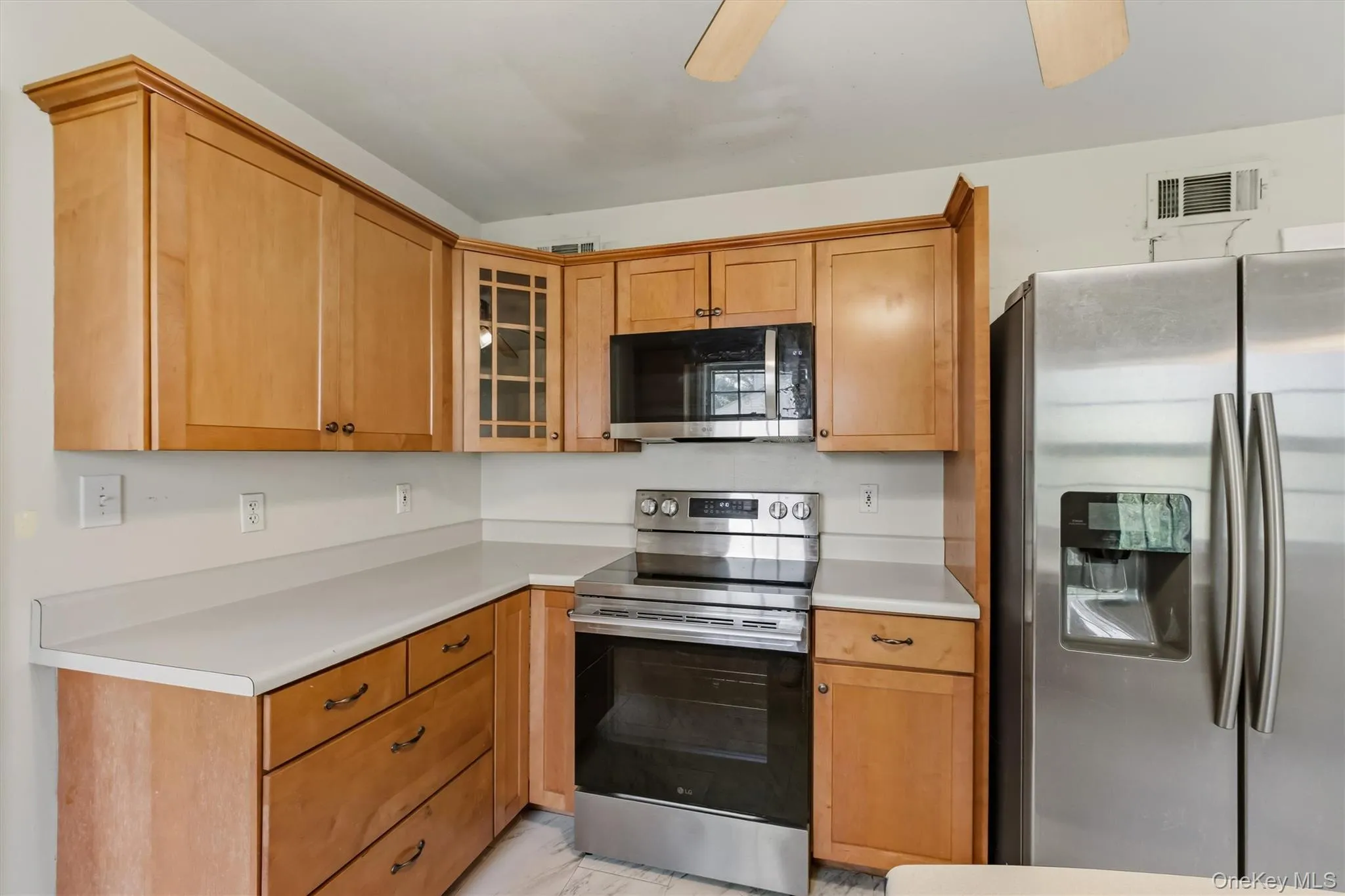 107 Cedar Street, Poughkeepsie, NY, 3 Bedrooms Bedrooms, 7 Rooms Rooms,1 BathroomBathrooms,Residential,For Rent,Cedar,0,1044405 107 Cedar Street, Poughkeepsie, NY, 3 Bedrooms Bedrooms, 7 Rooms Rooms,1 BathroomBathrooms,Residential,For Rent,Cedar,0,1044405