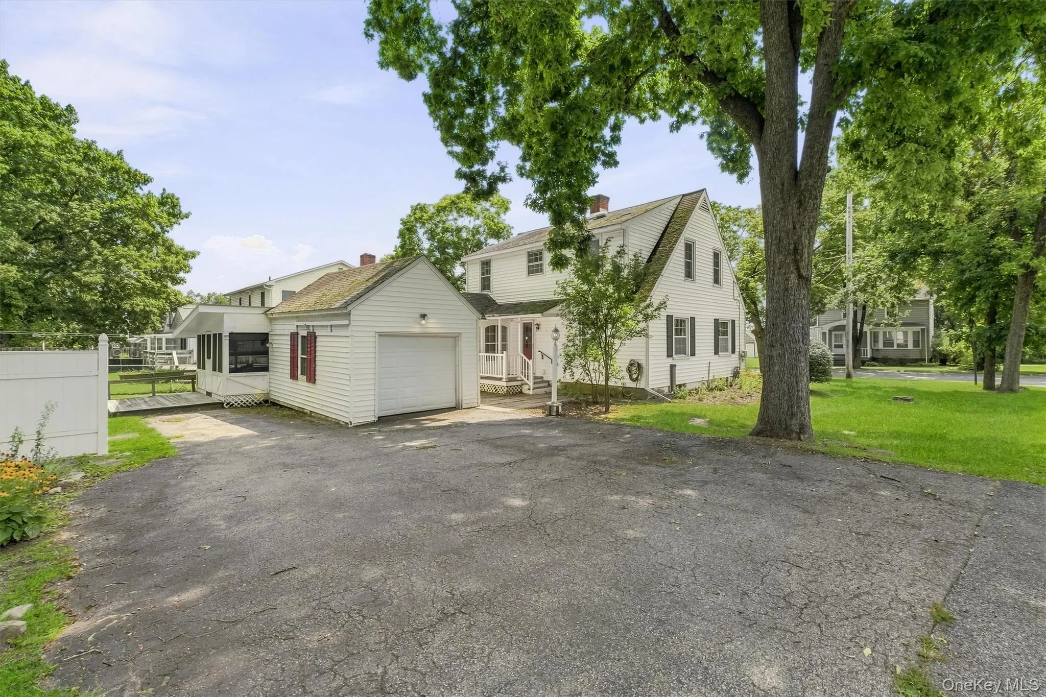 107 Cedar Street, Poughkeepsie, NY, 3 Bedrooms Bedrooms, 7 Rooms Rooms,1 BathroomBathrooms,Residential,For Rent,Cedar,0,1044405 107 Cedar Street, Poughkeepsie, NY, 3 Bedrooms Bedrooms, 7 Rooms Rooms,1 BathroomBathrooms,Residential,For Rent,Cedar,0,1044405