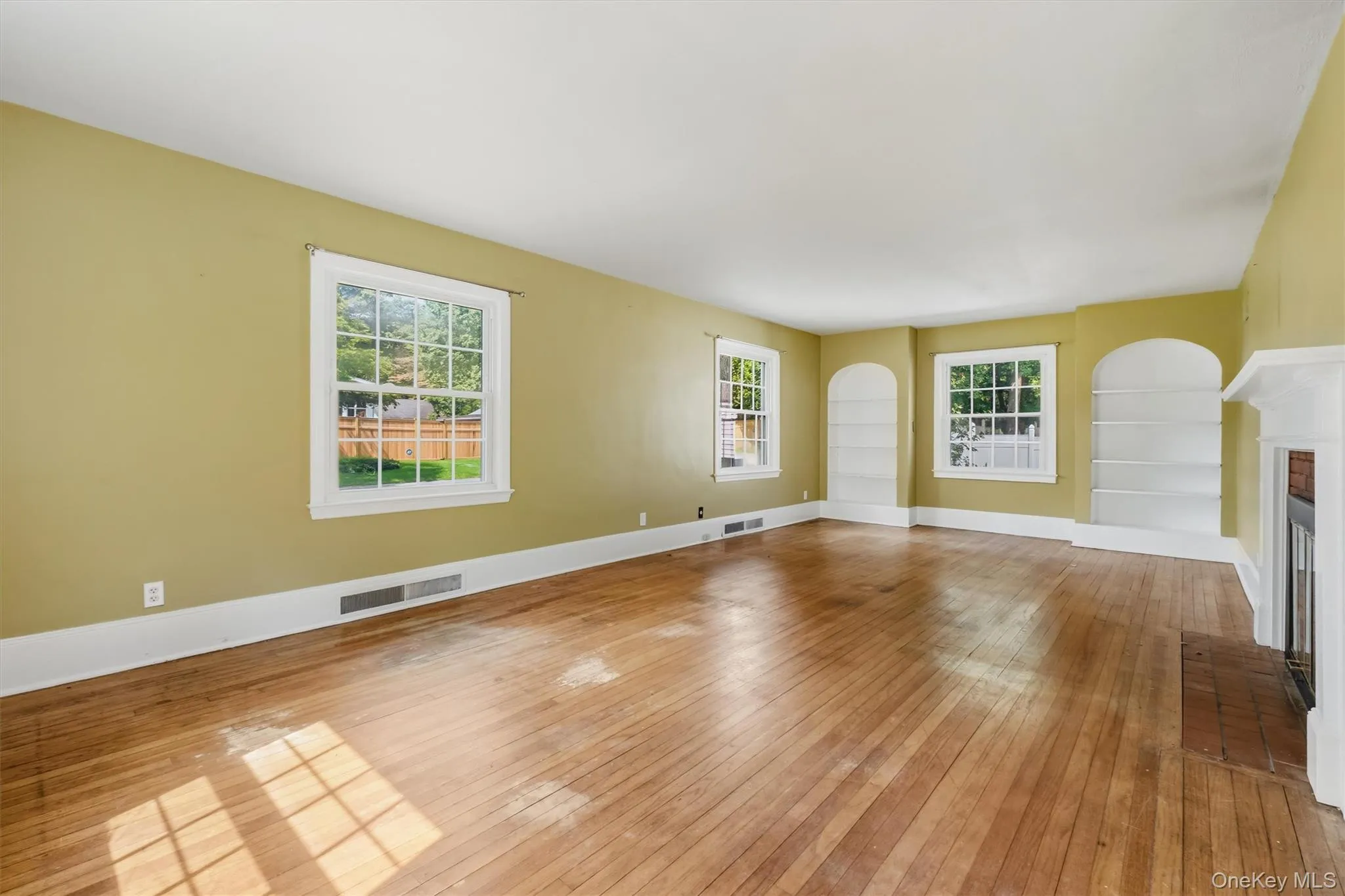 107 Cedar Street, Poughkeepsie, NY, 3 Bedrooms Bedrooms, 7 Rooms Rooms,1 BathroomBathrooms,Residential,For Rent,Cedar,0,1044405 107 Cedar Street, Poughkeepsie, NY, 3 Bedrooms Bedrooms, 7 Rooms Rooms,1 BathroomBathrooms,Residential,For Rent,Cedar,0,1044405
