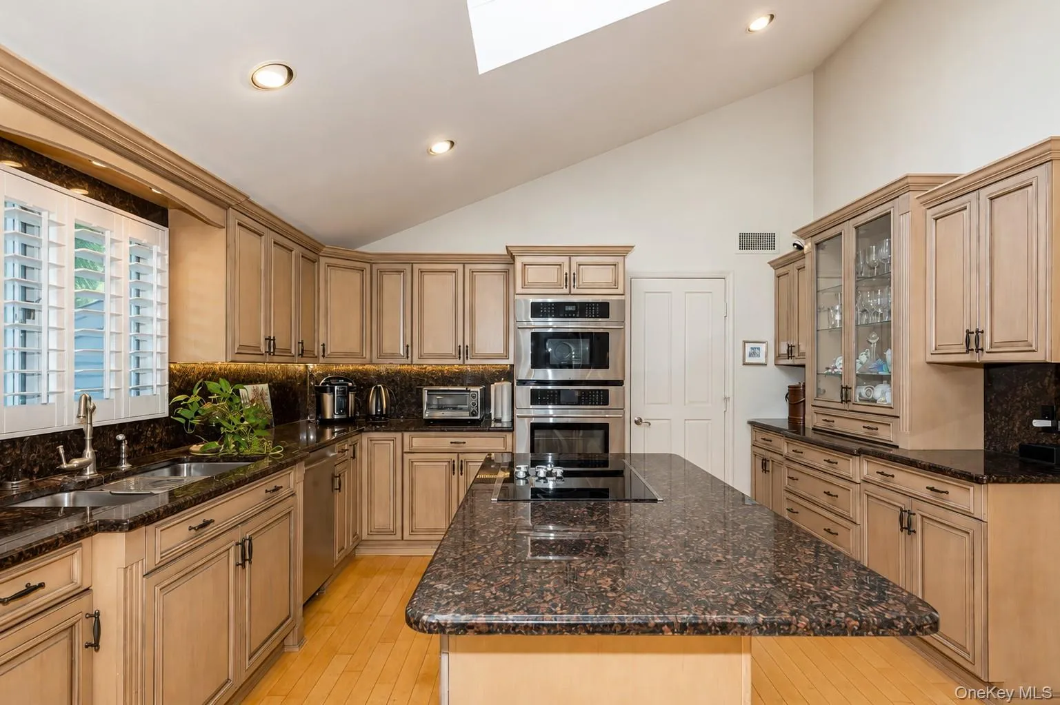 34 Harbour Drive, Brookhaven, NY, 2 Bedrooms Bedrooms, 5 Rooms Rooms,2 BathroomsBathrooms,Residential Lease,For Rent,Harbour,0,1044408 34 Harbour Drive, Brookhaven, NY, 2 Bedrooms Bedrooms, 5 Rooms Rooms,2 BathroomsBathrooms,Residential Lease,For Rent,Harbour,0,1044408