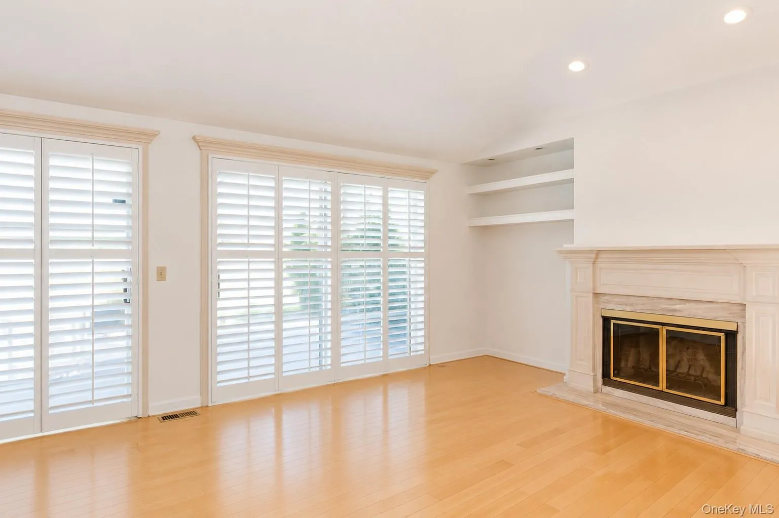 34 Harbour Drive, Brookhaven, NY, 2 Bedrooms Bedrooms, 5 Rooms Rooms,2 BathroomsBathrooms,Residential Lease,For Rent,Harbour,0,1044408 34 Harbour Drive, Brookhaven, NY, 2 Bedrooms Bedrooms, 5 Rooms Rooms,2 BathroomsBathrooms,Residential Lease,For Rent,Harbour,0,1044408
