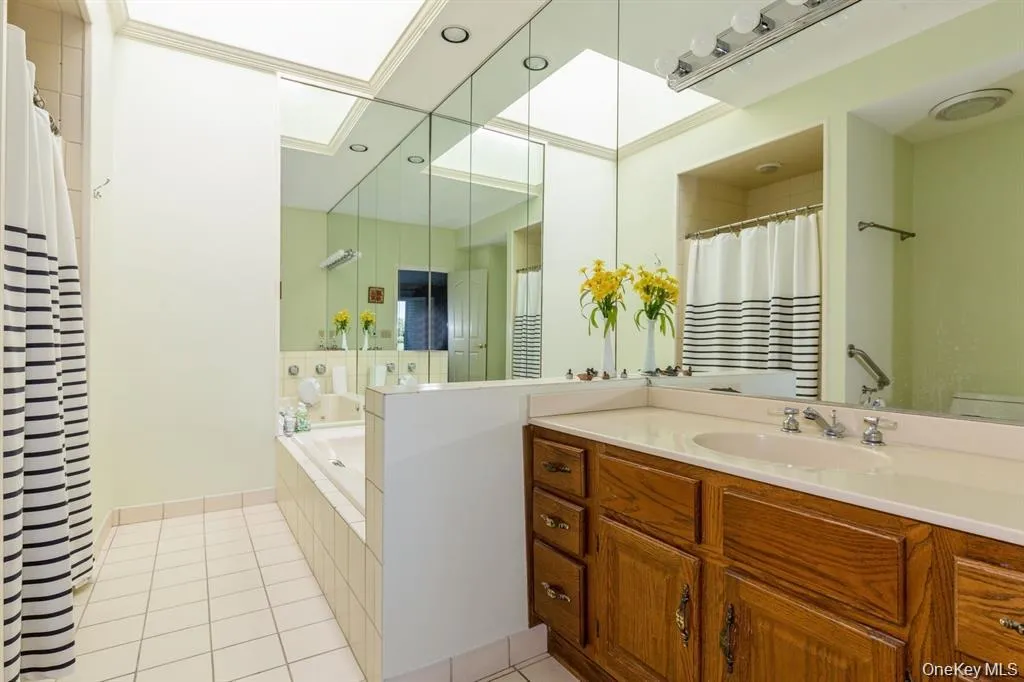 34 Harbour Drive, Brookhaven, NY, 2 Bedrooms Bedrooms, 5 Rooms Rooms,2 BathroomsBathrooms,Residential Lease,For Rent,Harbour,0,1044408 34 Harbour Drive, Brookhaven, NY, 2 Bedrooms Bedrooms, 5 Rooms Rooms,2 BathroomsBathrooms,Residential Lease,For Rent,Harbour,0,1044408
