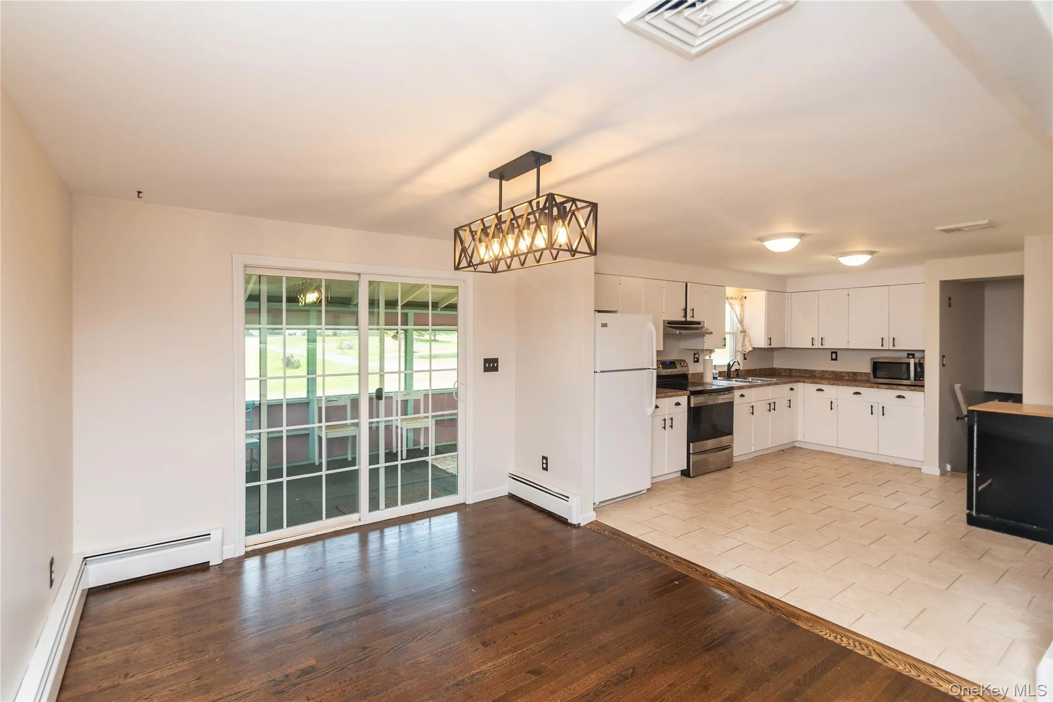 2188 State Route 32, Plattekill, NY, 4 Bedrooms Bedrooms, 9 Rooms Rooms,2 BathroomsBathrooms,Residential,For Rent,State Route 32,0,1044412 2188 State Route 32, Plattekill, NY, 4 Bedrooms Bedrooms, 9 Rooms Rooms,2 BathroomsBathrooms,Residential,For Rent,State Route 32,0,1044412