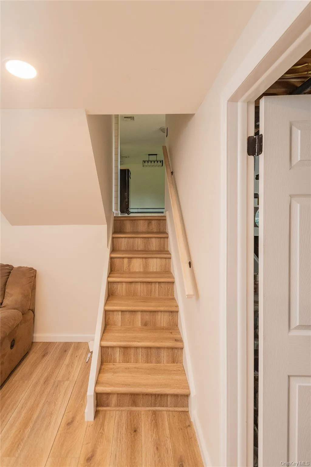 2188 State Route 32, Plattekill, NY, 4 Bedrooms Bedrooms, 9 Rooms Rooms,2 BathroomsBathrooms,Residential,For Rent,State Route 32,0,1044412 2188 State Route 32, Plattekill, NY, 4 Bedrooms Bedrooms, 9 Rooms Rooms,2 BathroomsBathrooms,Residential,For Rent,State Route 32,0,1044412