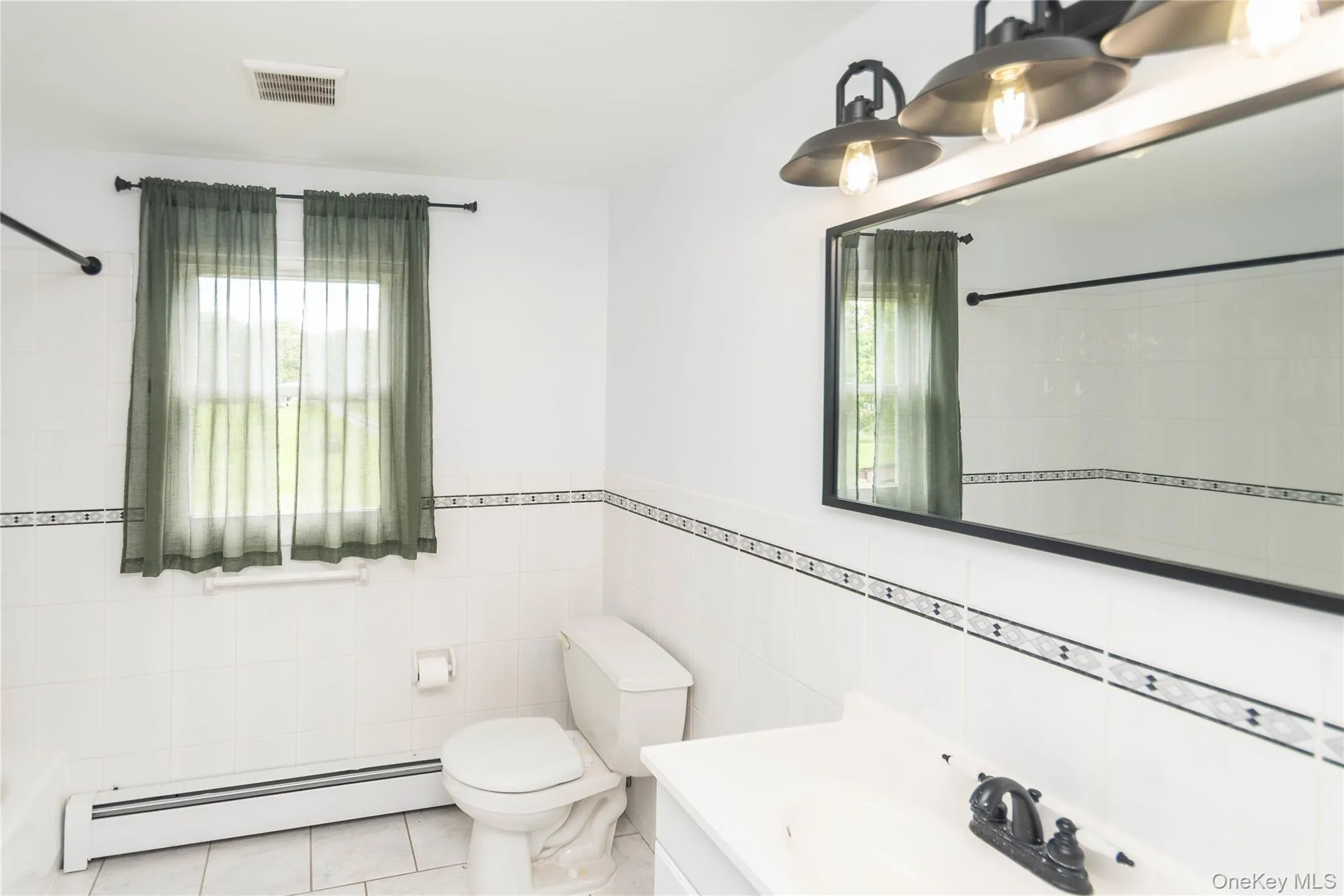 2188 State Route 32, Plattekill, NY, 4 Bedrooms Bedrooms, 9 Rooms Rooms,2 BathroomsBathrooms,Residential,For Rent,State Route 32,0,1044412 2188 State Route 32, Plattekill, NY, 4 Bedrooms Bedrooms, 9 Rooms Rooms,2 BathroomsBathrooms,Residential,For Rent,State Route 32,0,1044412