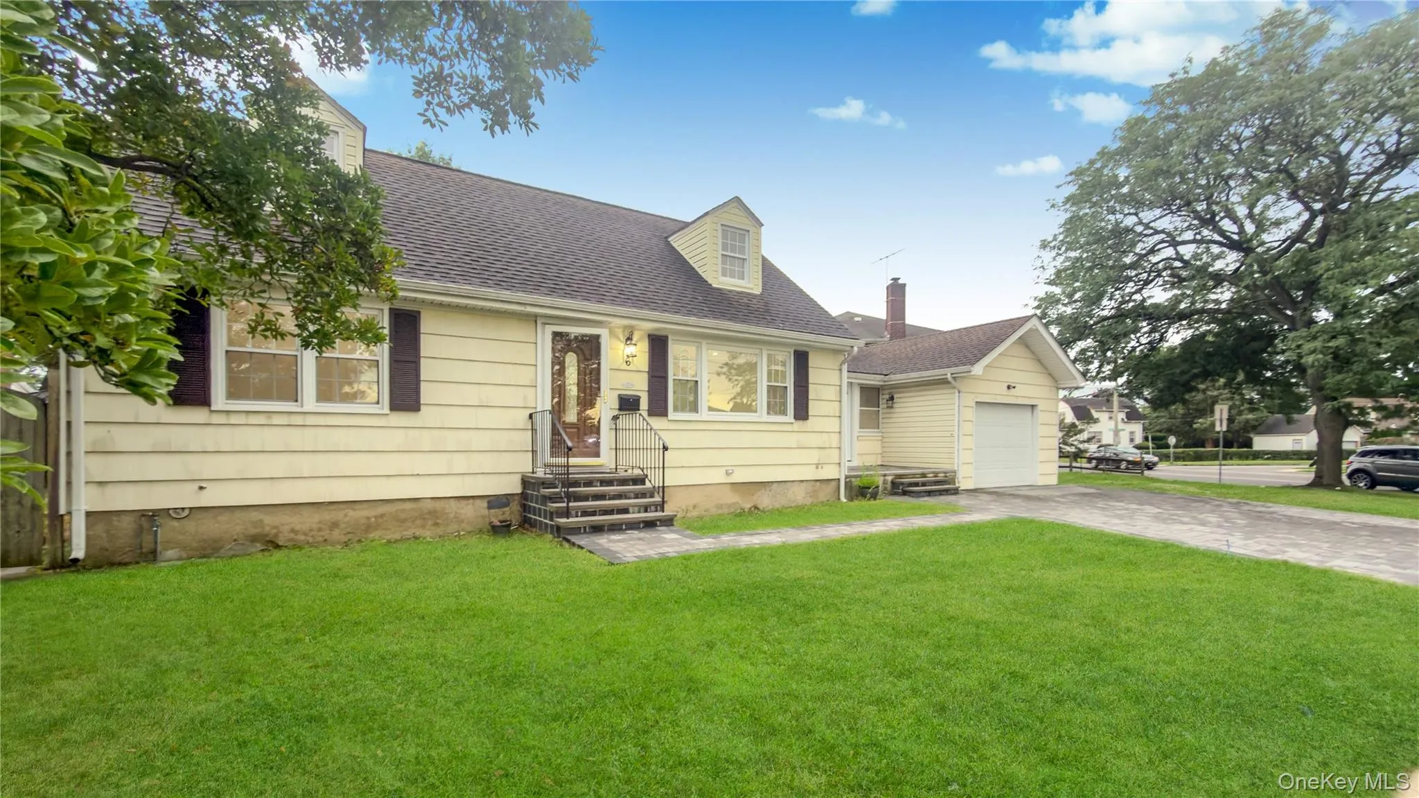 6 Harold Avenue, Hempstead, NY, 4 Bedrooms Bedrooms, 12 Rooms Rooms,3 BathroomsBathrooms,Residential,For Rent,Harold,0,1044416 6 Harold Avenue, Hempstead, NY, 4 Bedrooms Bedrooms, 12 Rooms Rooms,3 BathroomsBathrooms,Residential,For Rent,Harold,0,1044416