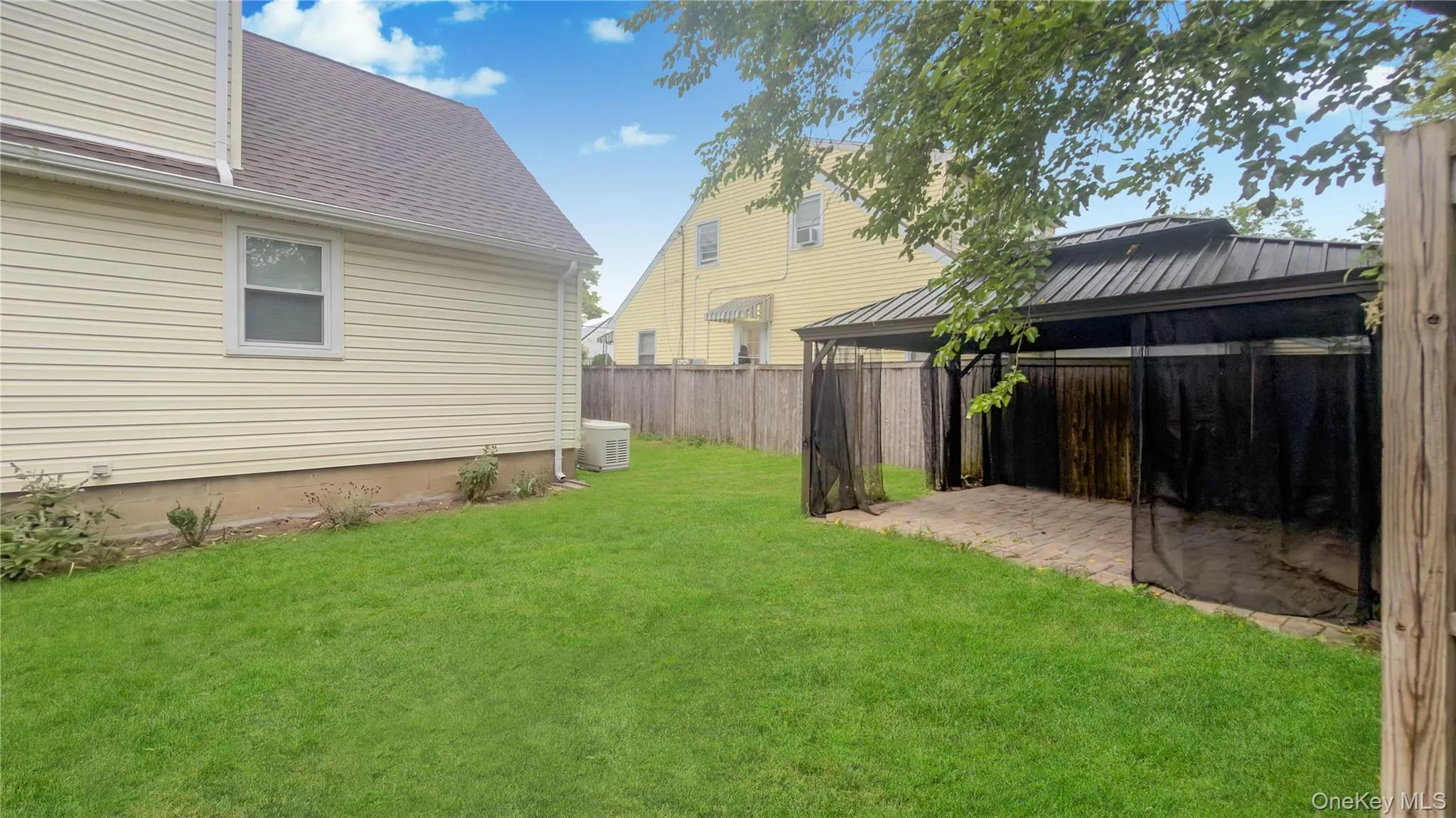 6 Harold Avenue, Hempstead, NY, 4 Bedrooms Bedrooms, 12 Rooms Rooms,3 BathroomsBathrooms,Residential,For Rent,Harold,0,1044416 6 Harold Avenue, Hempstead, NY, 4 Bedrooms Bedrooms, 12 Rooms Rooms,3 BathroomsBathrooms,Residential,For Rent,Harold,0,1044416