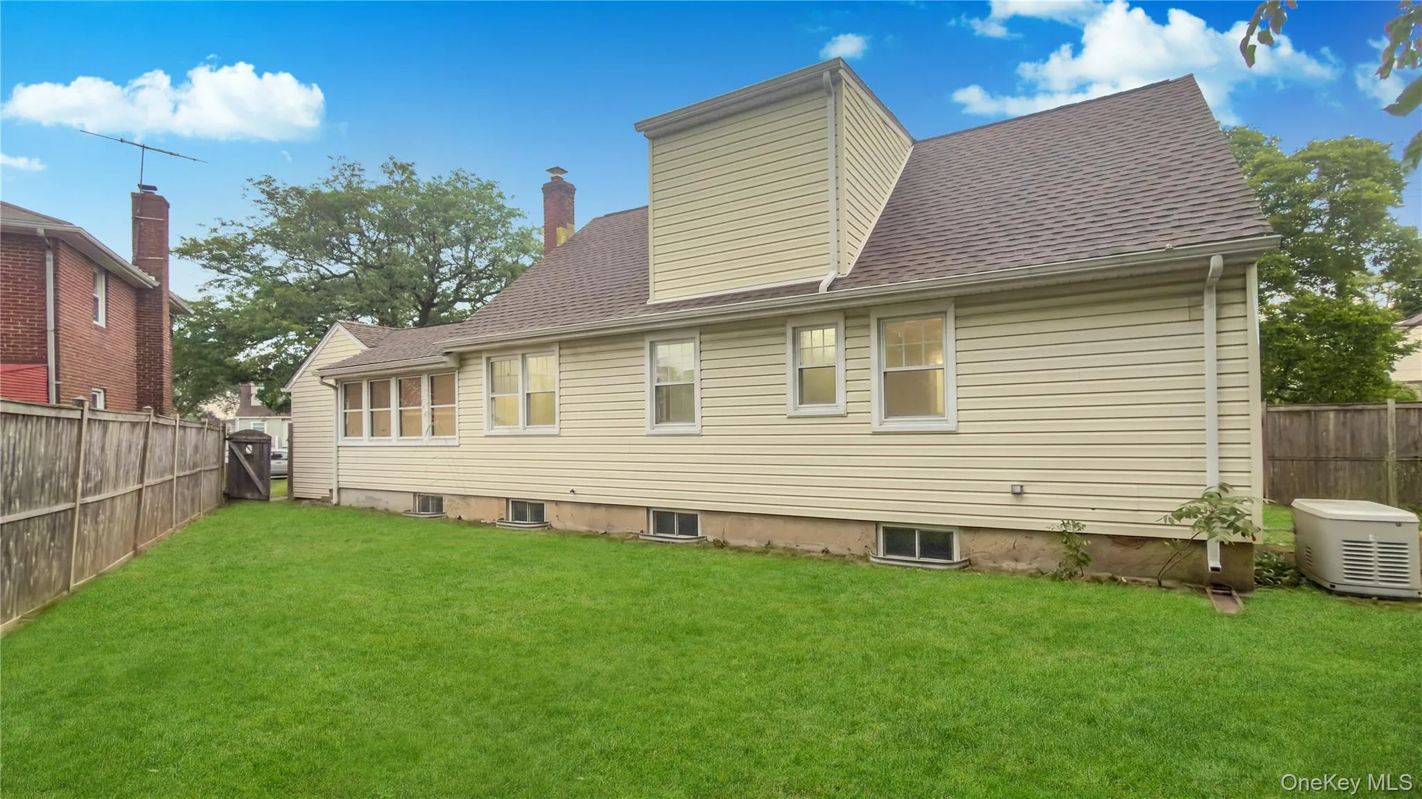 6 Harold Avenue, Hempstead, NY, 4 Bedrooms Bedrooms, 12 Rooms Rooms,3 BathroomsBathrooms,Residential,For Rent,Harold,0,1044416 6 Harold Avenue, Hempstead, NY, 4 Bedrooms Bedrooms, 12 Rooms Rooms,3 BathroomsBathrooms,Residential,For Rent,Harold,0,1044416