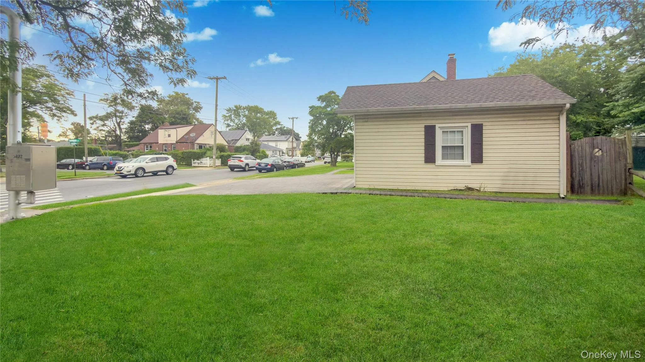 6 Harold Avenue, Hempstead, NY, 4 Bedrooms Bedrooms, 12 Rooms Rooms,3 BathroomsBathrooms,Residential,For Rent,Harold,0,1044416 6 Harold Avenue, Hempstead, NY, 4 Bedrooms Bedrooms, 12 Rooms Rooms,3 BathroomsBathrooms,Residential,For Rent,Harold,0,1044416