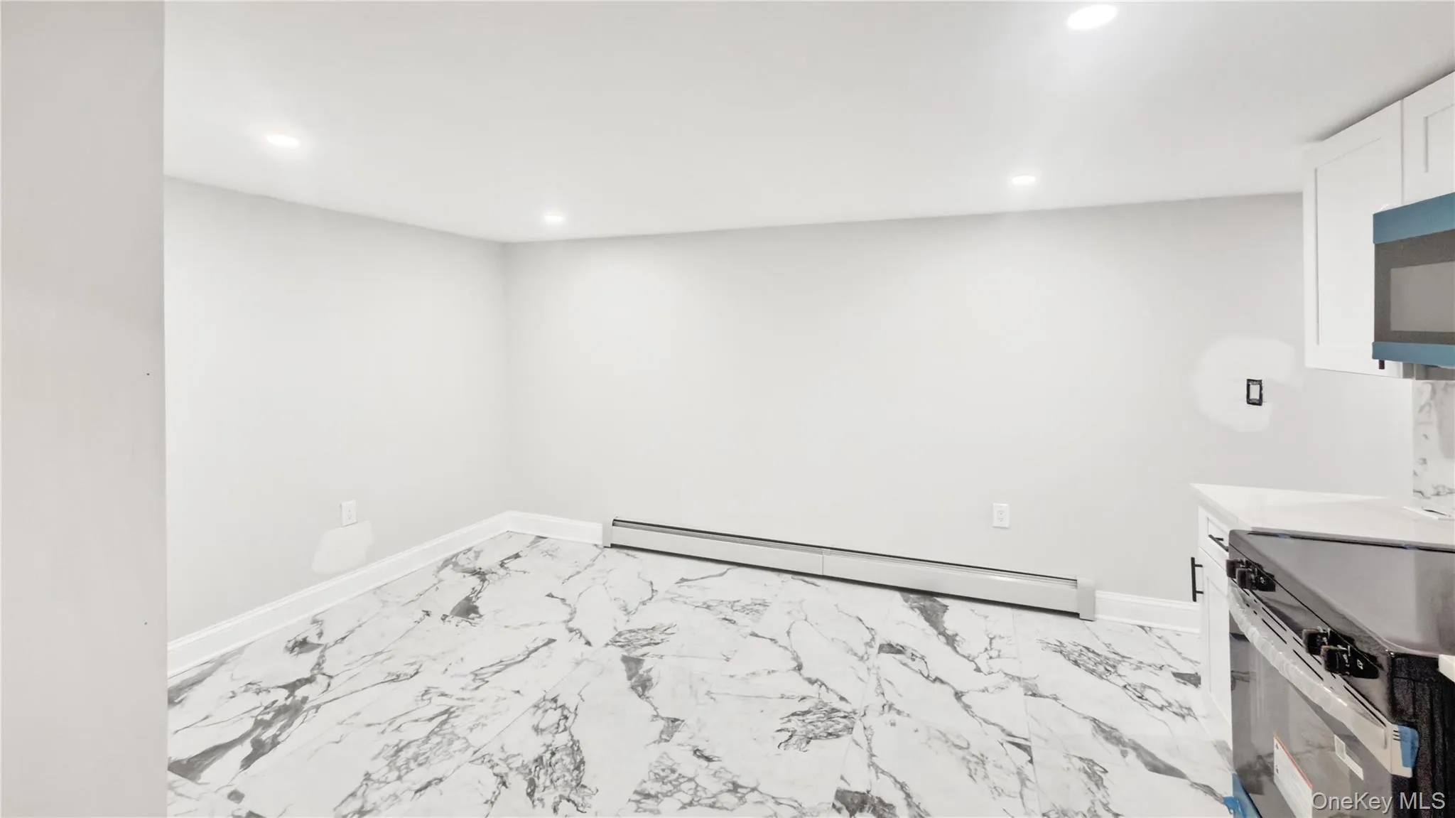 6 Harold Avenue, Hempstead, NY, 4 Bedrooms Bedrooms, 12 Rooms Rooms,3 BathroomsBathrooms,Residential,For Rent,Harold,0,1044416 6 Harold Avenue, Hempstead, NY, 4 Bedrooms Bedrooms, 12 Rooms Rooms,3 BathroomsBathrooms,Residential,For Rent,Harold,0,1044416