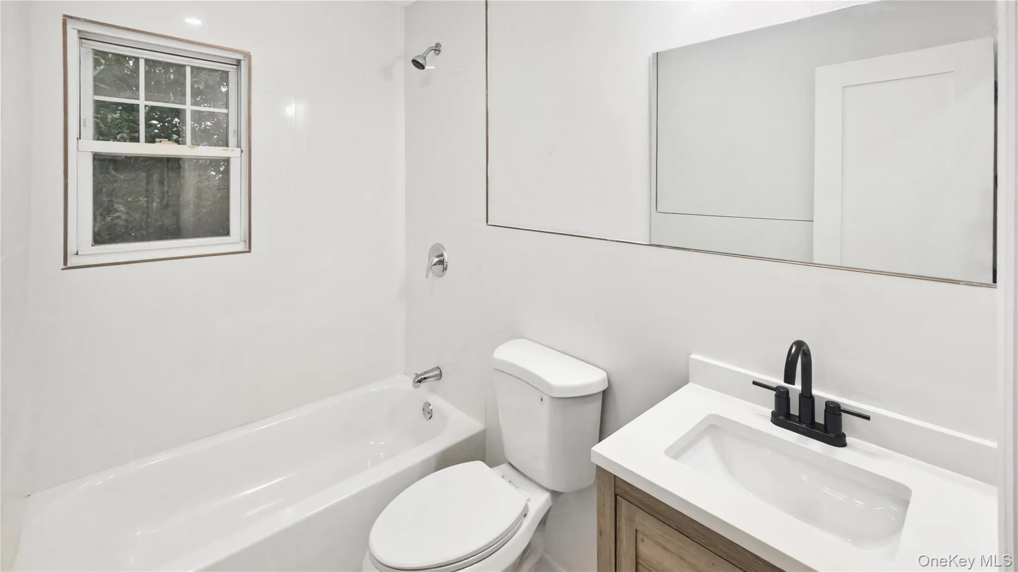 6 Harold Avenue, Hempstead, NY, 4 Bedrooms Bedrooms, 12 Rooms Rooms,3 BathroomsBathrooms,Residential,For Rent,Harold,0,1044416 6 Harold Avenue, Hempstead, NY, 4 Bedrooms Bedrooms, 12 Rooms Rooms,3 BathroomsBathrooms,Residential,For Rent,Harold,0,1044416