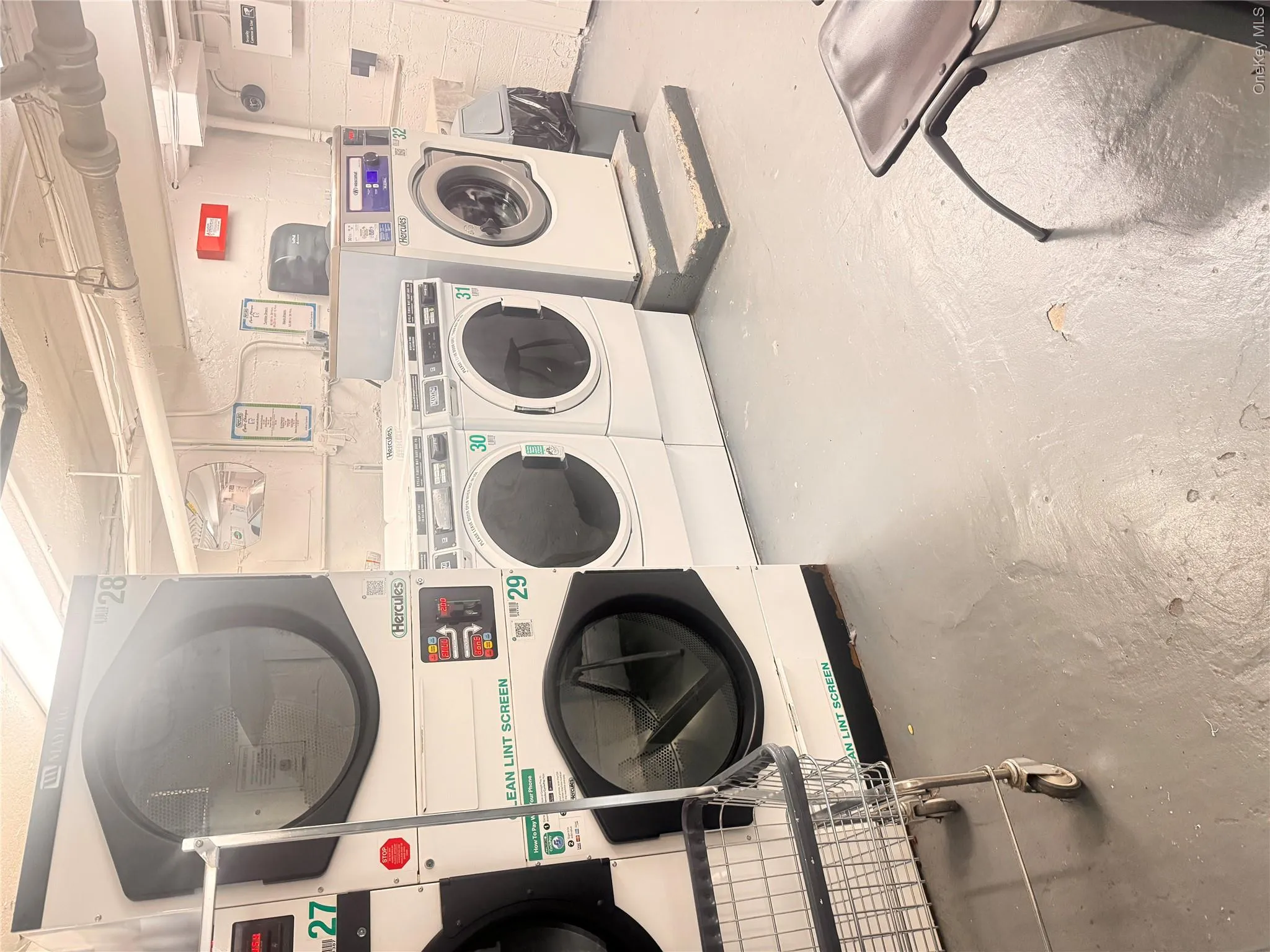 215-09 47th Ave, New York, NY, 1 Bedroom Bedrooms, 4 Rooms Rooms,1 BathroomBathrooms,Residential,For Rent,47th Ave,0,1044419 215-09 47th Ave, New York, NY, 1 Bedroom Bedrooms, 4 Rooms Rooms,1 BathroomBathrooms,Residential,For Rent,47th Ave,0,1044419