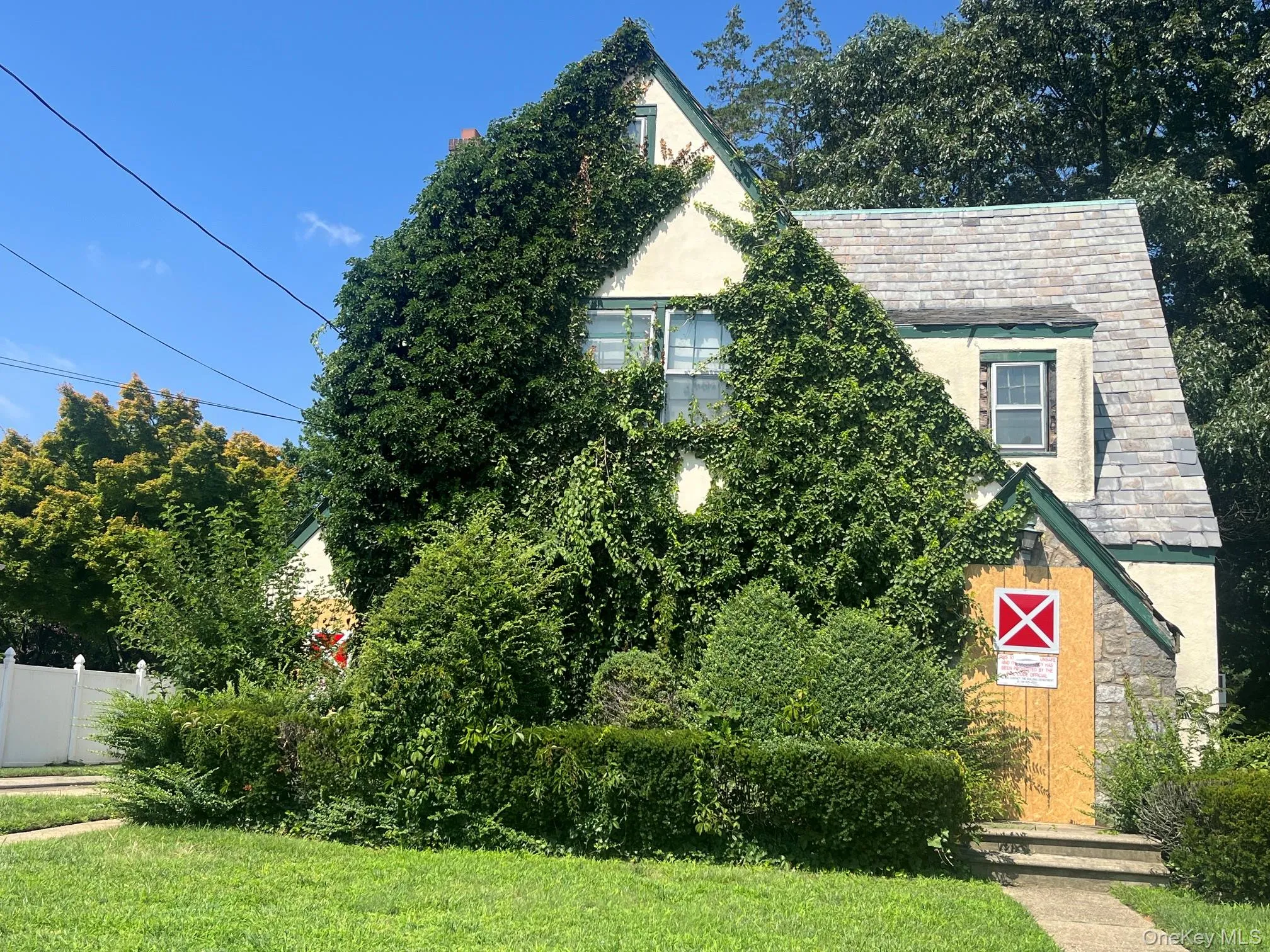 110 Rockaway Parkway, Hempstead, NY, 3 Bedrooms Bedrooms, 7 Rooms Rooms,1 BathroomBathrooms,Residential,For Rent,Rockaway,0,1044422 110 Rockaway Parkway, Hempstead, NY, 3 Bedrooms Bedrooms, 7 Rooms Rooms,1 BathroomBathrooms,Residential,For Rent,Rockaway,0,1044422