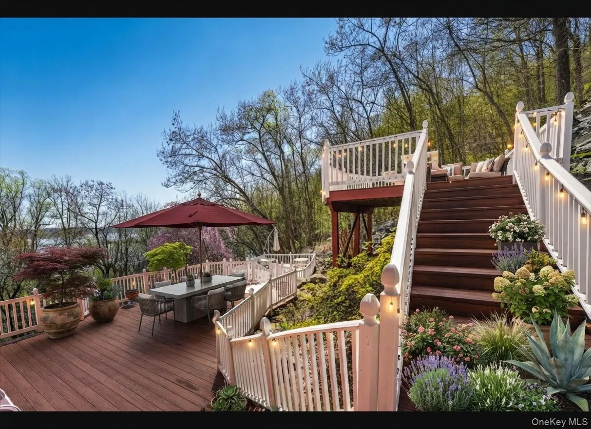 908 Route 9W, Orangetown, NY, 3 Bedrooms Bedrooms, 14 Rooms Rooms,3 BathroomsBathrooms,Residential,For Rent,Route 9W,0,1044426 908 Route 9W, Orangetown, NY, 3 Bedrooms Bedrooms, 14 Rooms Rooms,3 BathroomsBathrooms,Residential,For Rent,Route 9W,0,1044426