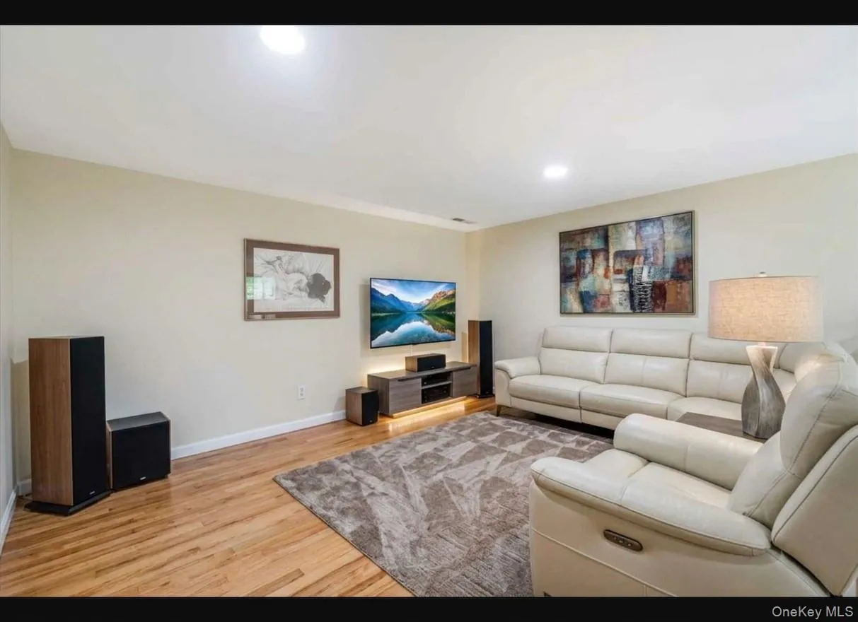 908 Route 9W, Orangetown, NY, 3 Bedrooms Bedrooms, 14 Rooms Rooms,3 BathroomsBathrooms,Residential,For Rent,Route 9W,0,1044426 908 Route 9W, Orangetown, NY, 3 Bedrooms Bedrooms, 14 Rooms Rooms,3 BathroomsBathrooms,Residential,For Rent,Route 9W,0,1044426