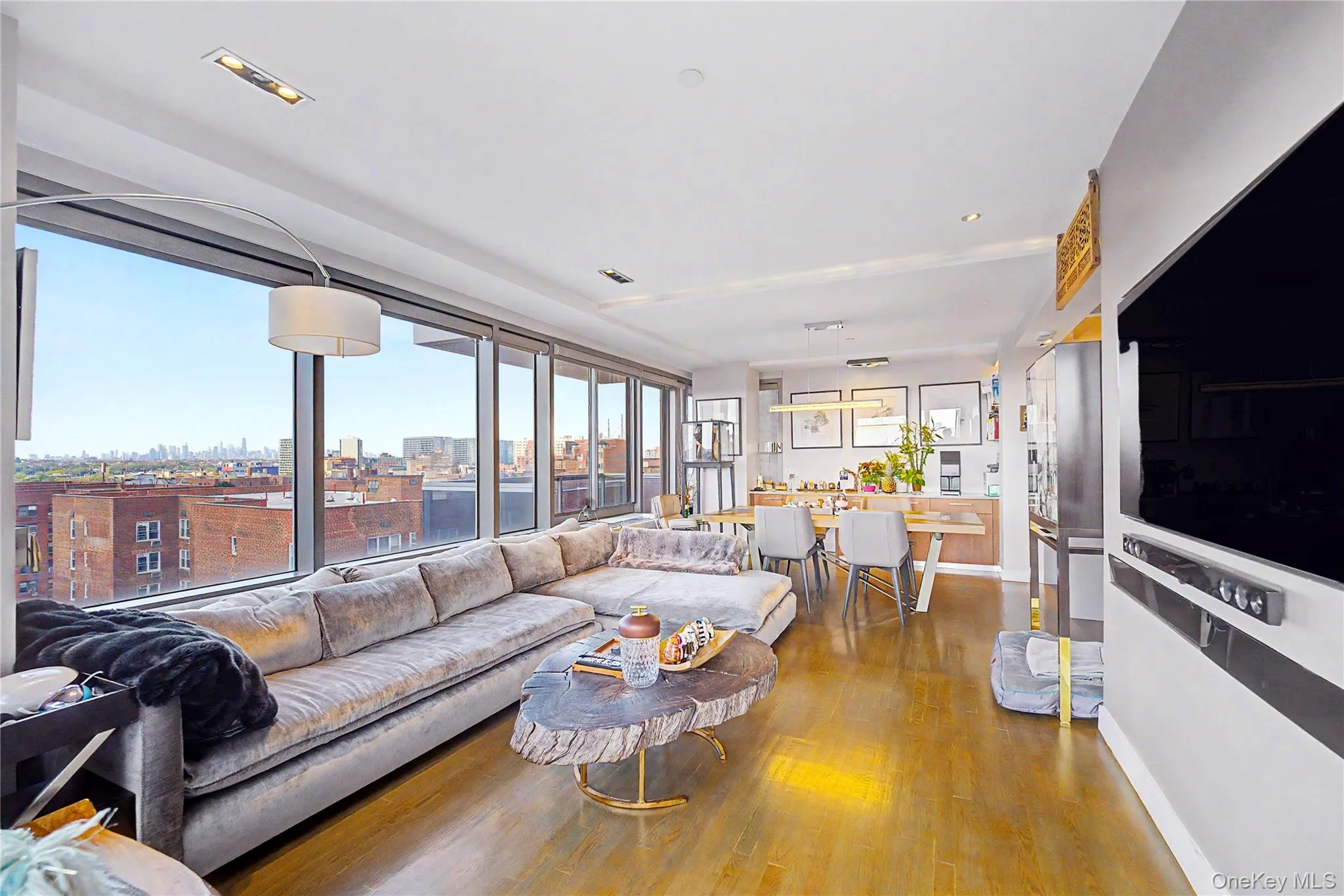 4235 Main Street, New York, NY, 3 Bedrooms Bedrooms, 6 Rooms Rooms,2 BathroomsBathrooms,Residential,For Rent,Main,0,1044431 4235 Main Street, New York, NY, 3 Bedrooms Bedrooms, 6 Rooms Rooms,2 BathroomsBathrooms,Residential,For Rent,Main,0,1044431