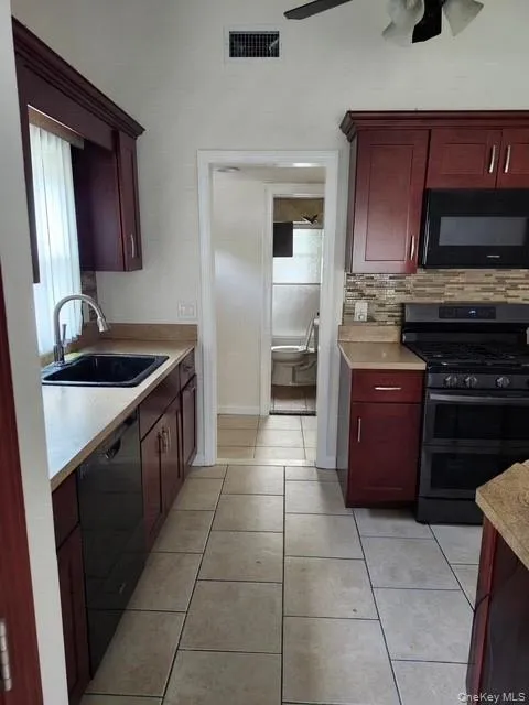 54 Hackensack Road, Brookhaven, NY, 3 Bedrooms Bedrooms, 5 Rooms Rooms,1 BathroomBathrooms,Residential,For Rent,Hackensack,0,1044432 54 Hackensack Road, Brookhaven, NY, 3 Bedrooms Bedrooms, 5 Rooms Rooms,1 BathroomBathrooms,Residential,For Rent,Hackensack,0,1044432