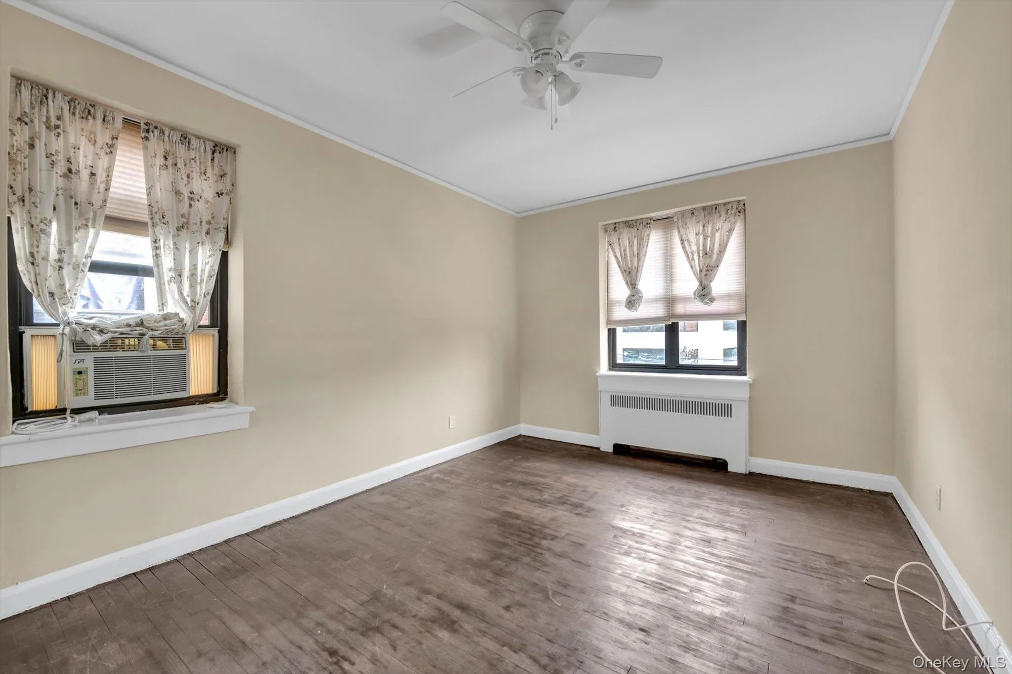 2 Townhouse Place, North Hempstead, NY, 1 Bedroom Bedrooms, 4 Rooms Rooms,1 BathroomBathrooms,Residential,For Rent,Townhouse,0,1044433 2 Townhouse Place, North Hempstead, NY, 1 Bedroom Bedrooms, 4 Rooms Rooms,1 BathroomBathrooms,Residential,For Rent,Townhouse,0,1044433