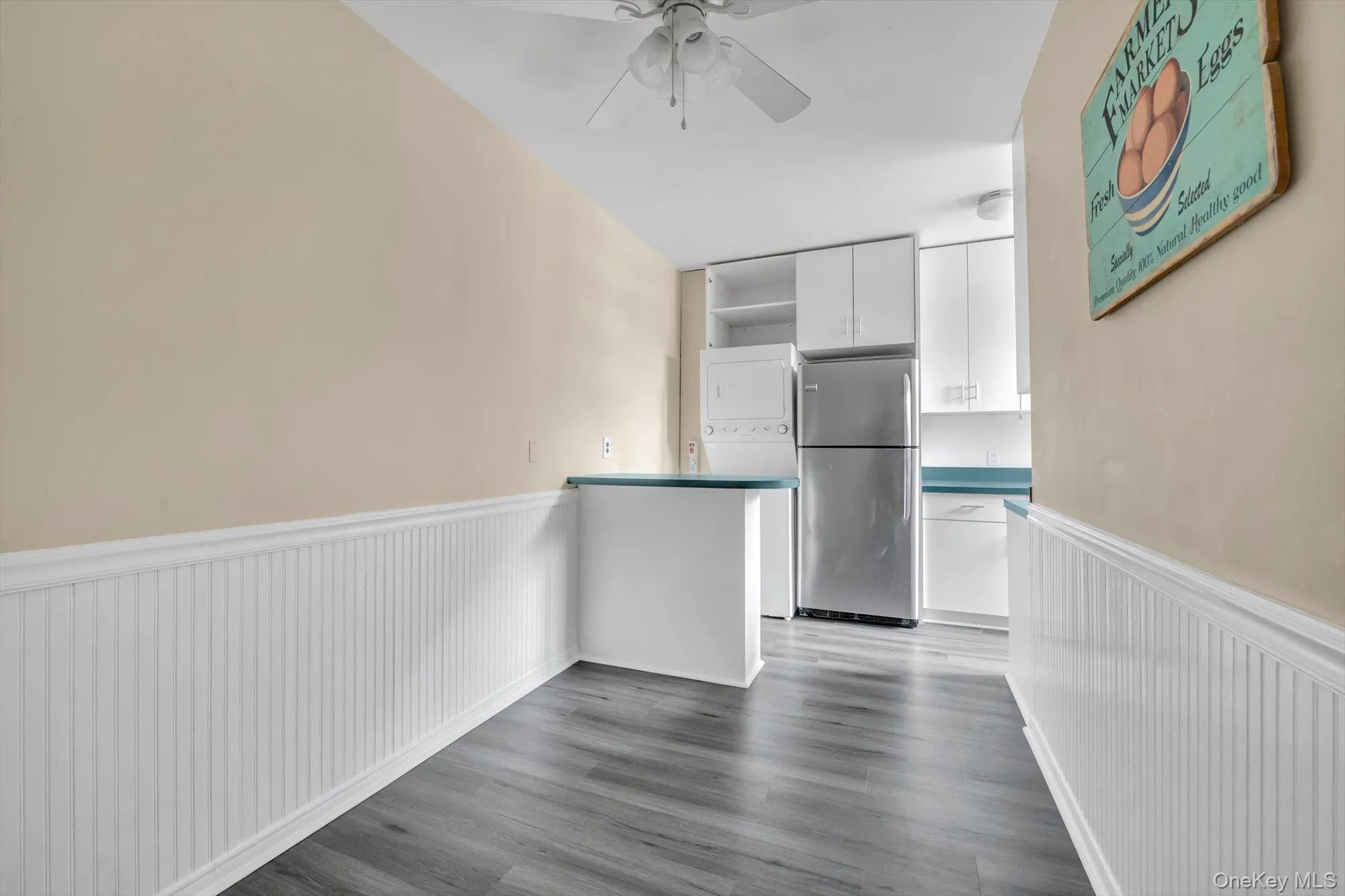 2 Townhouse Place, North Hempstead, NY, 1 Bedroom Bedrooms, 4 Rooms Rooms,1 BathroomBathrooms,Residential,For Rent,Townhouse,0,1044433 2 Townhouse Place, North Hempstead, NY, 1 Bedroom Bedrooms, 4 Rooms Rooms,1 BathroomBathrooms,Residential,For Rent,Townhouse,0,1044433