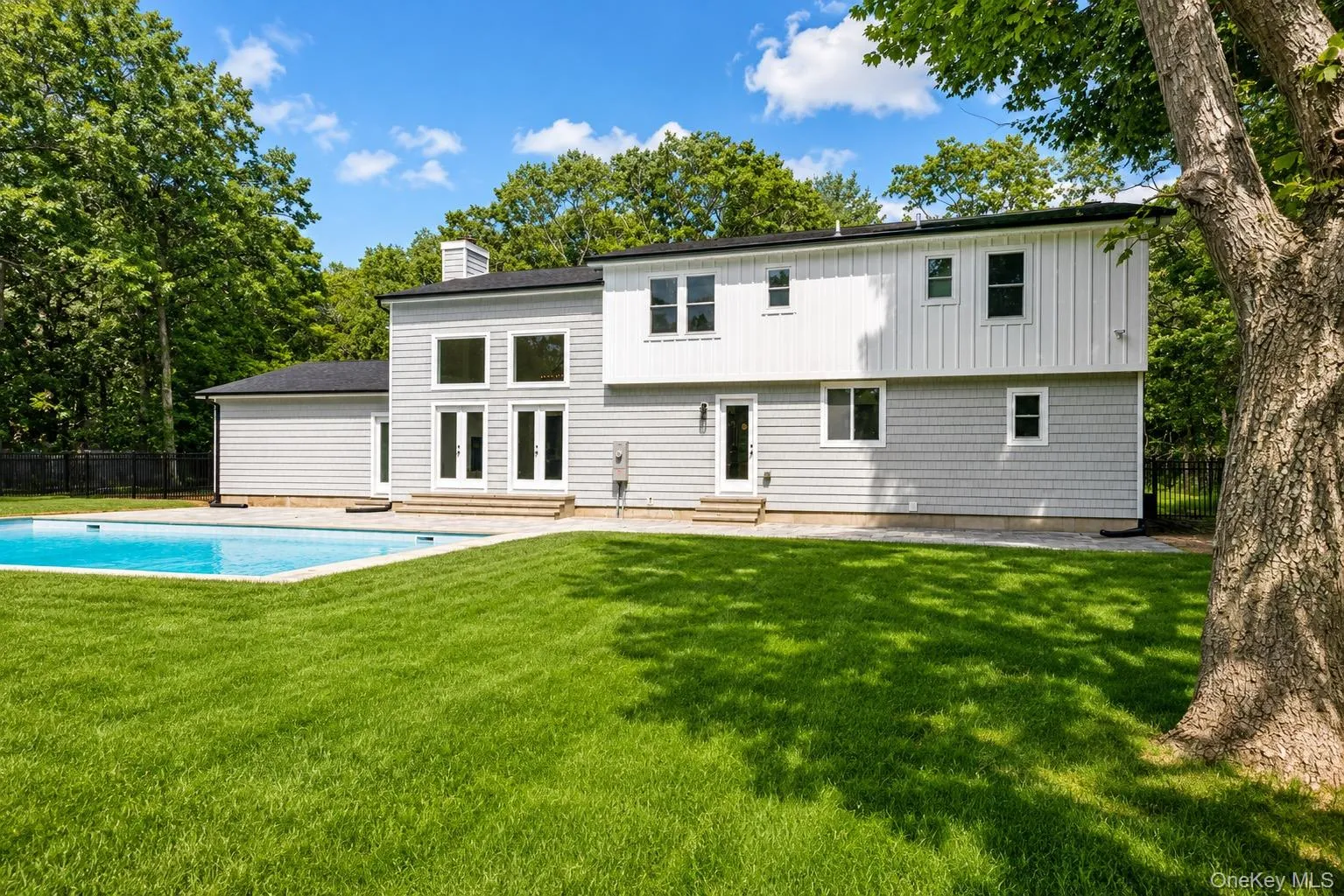 8 Hidden Path, Southampton, NY, 5 Bedrooms Bedrooms, 10 Rooms Rooms,5 BathroomsBathrooms,Residential,For Rent,Hidden,0,1044436 8 Hidden Path, Southampton, NY, 5 Bedrooms Bedrooms, 10 Rooms Rooms,5 BathroomsBathrooms,Residential,For Rent,Hidden,0,1044436