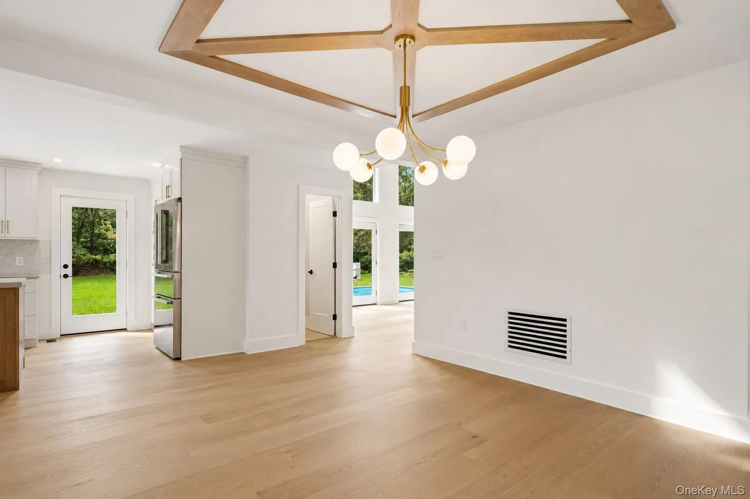 8 Hidden Path, Southampton, NY, 5 Bedrooms Bedrooms, 10 Rooms Rooms,5 BathroomsBathrooms,Residential,For Rent,Hidden,0,1044436 8 Hidden Path, Southampton, NY, 5 Bedrooms Bedrooms, 10 Rooms Rooms,5 BathroomsBathrooms,Residential,For Rent,Hidden,0,1044436