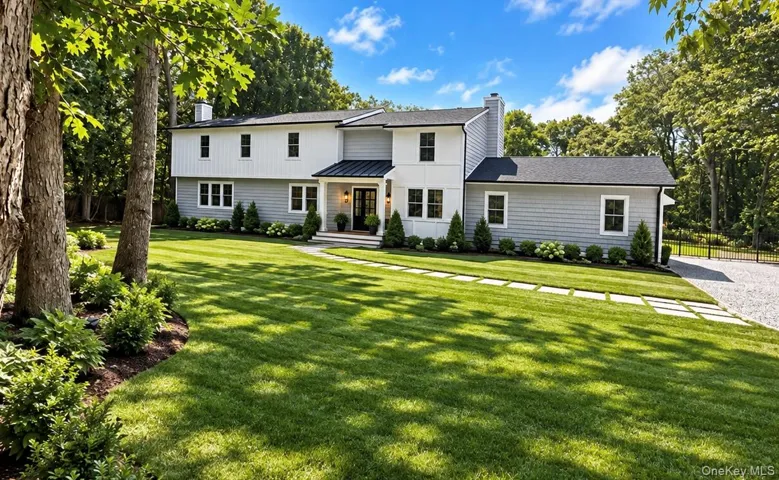8 Hidden Path, Southampton, New York 11959